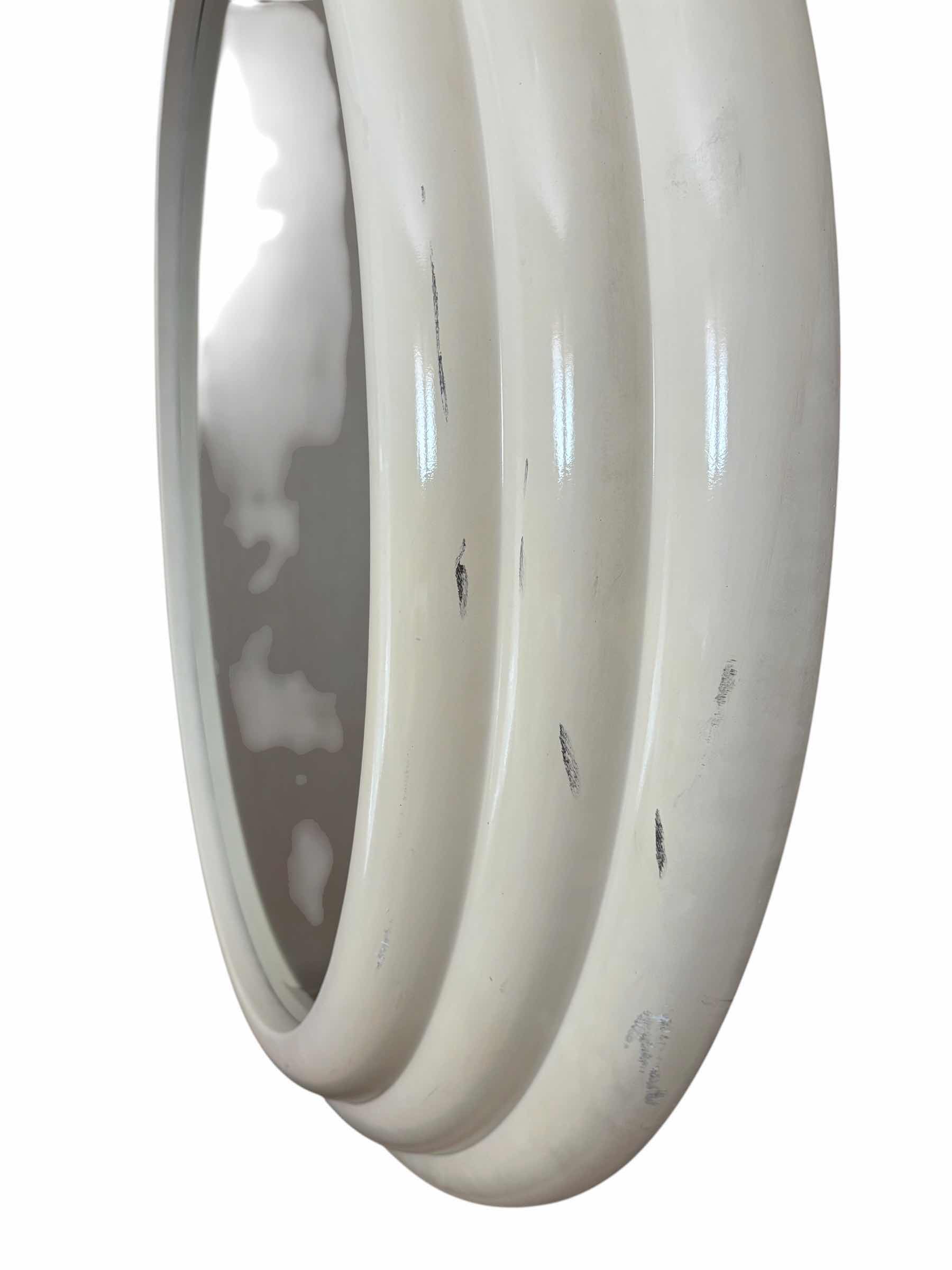Photo 1 of ROUND MIRROR 40”D