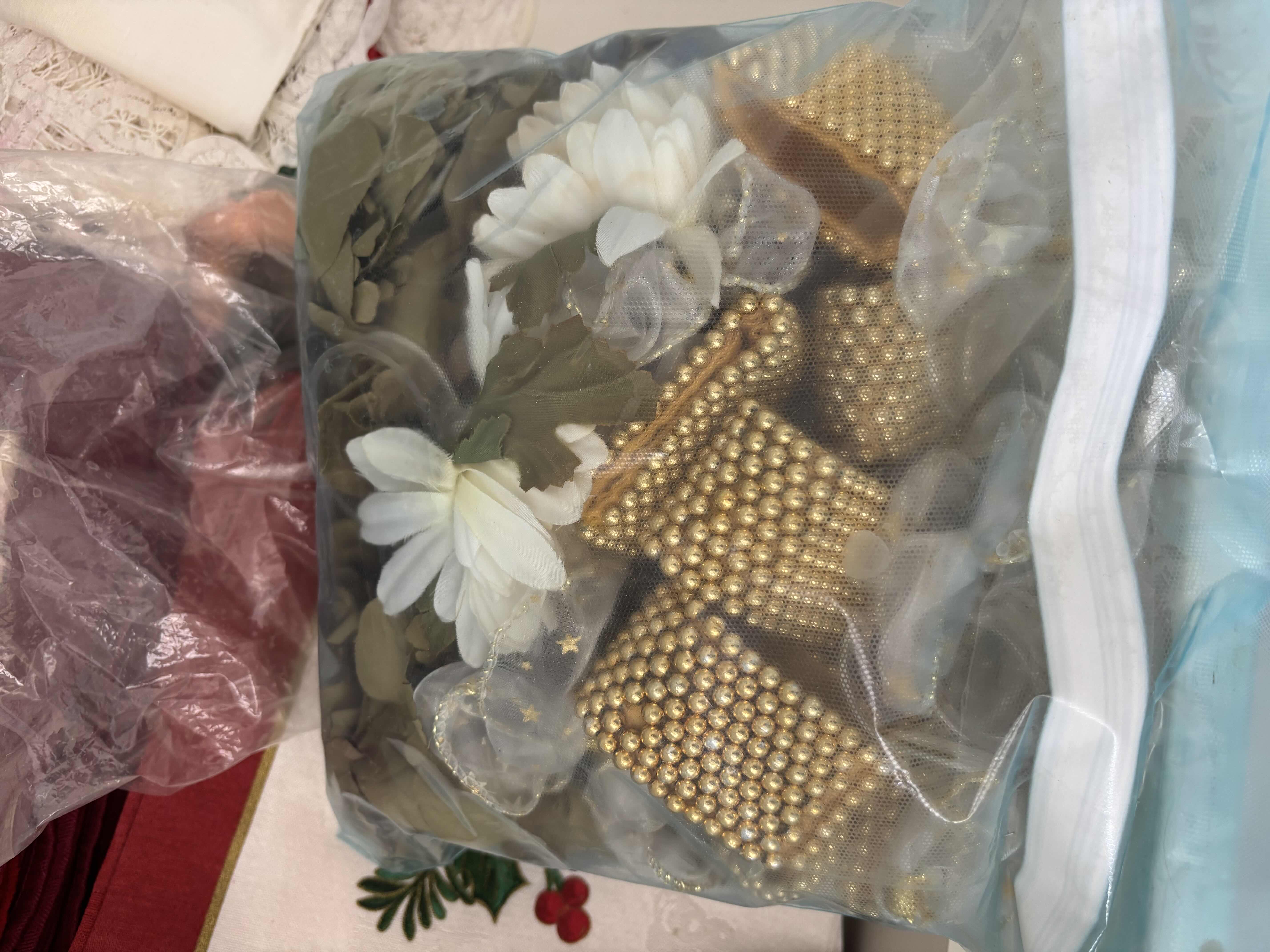 Photo 1 of CONTENTS OF KITCHEN DRAWER: CLOTH NAPKINS & NAPKIN RINGS
