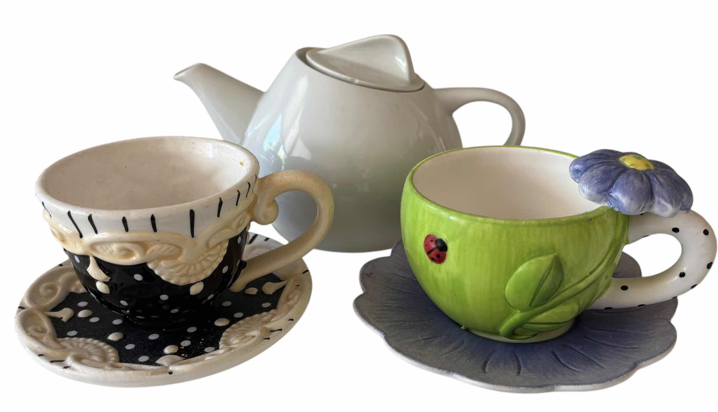 Photo 1 of INTERAMERICAN PORCELAIN TEAPOT & DECORATIVE TEA CUPS & SAUCERS (2)