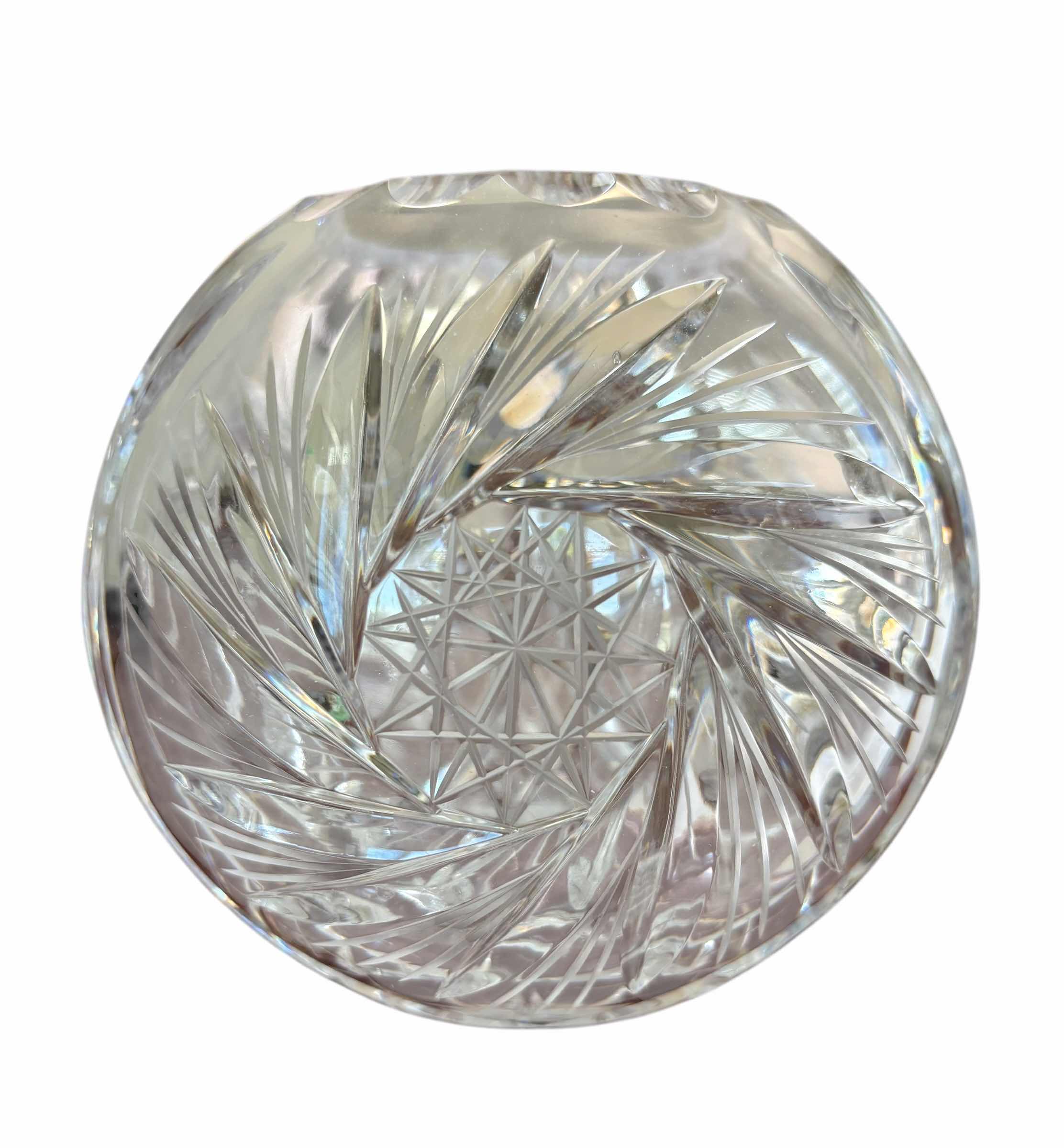 Photo 1 of VINTAGE CRYSTAL ROSE BOWL $65