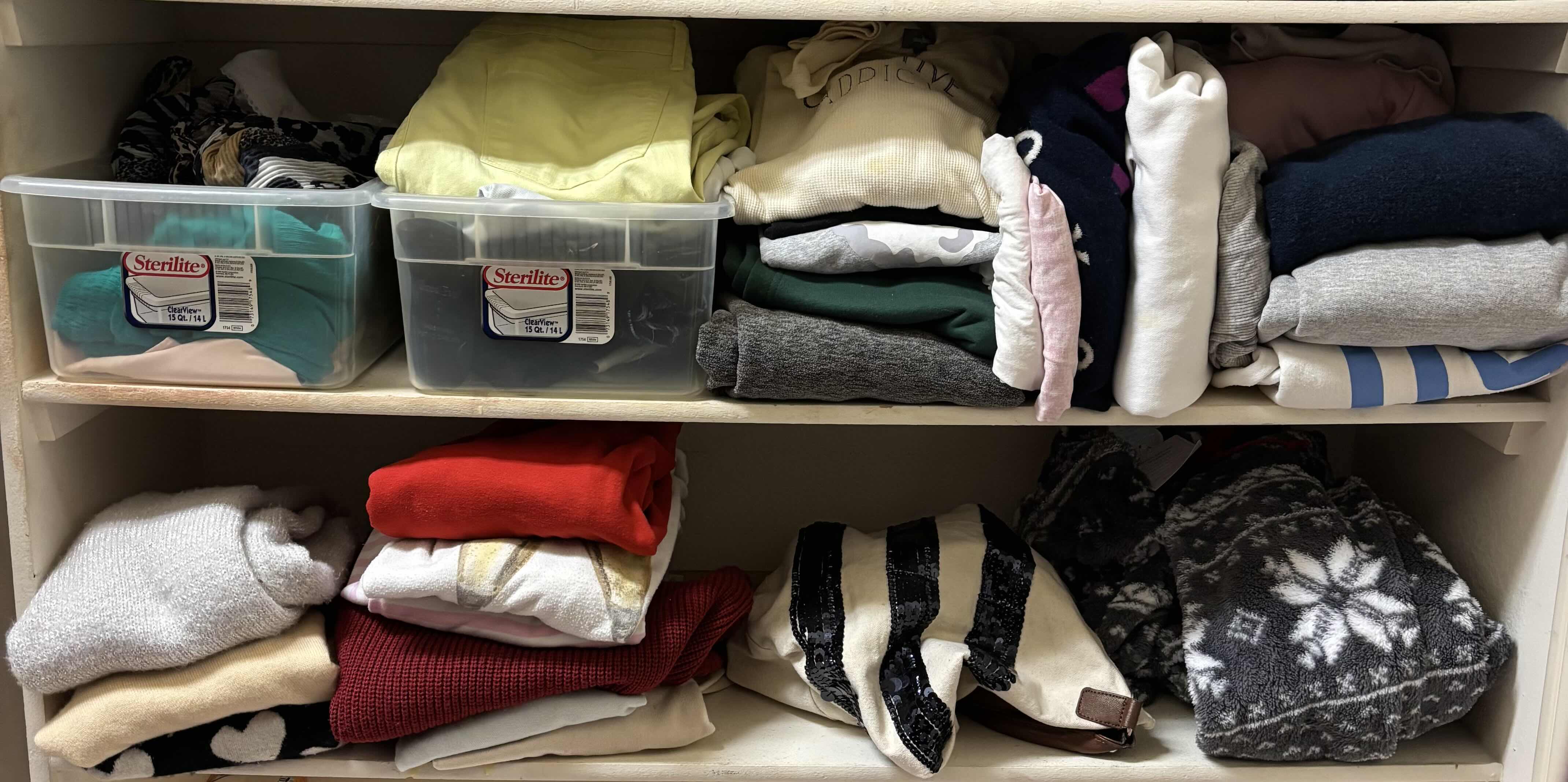 Photo 1 of CONTENTS OF SHELVES (2)