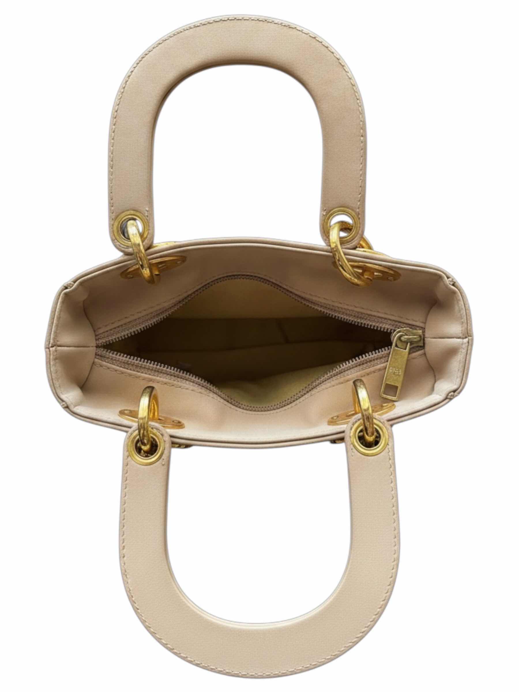 Photo 1 of SMALL HANDBAG
