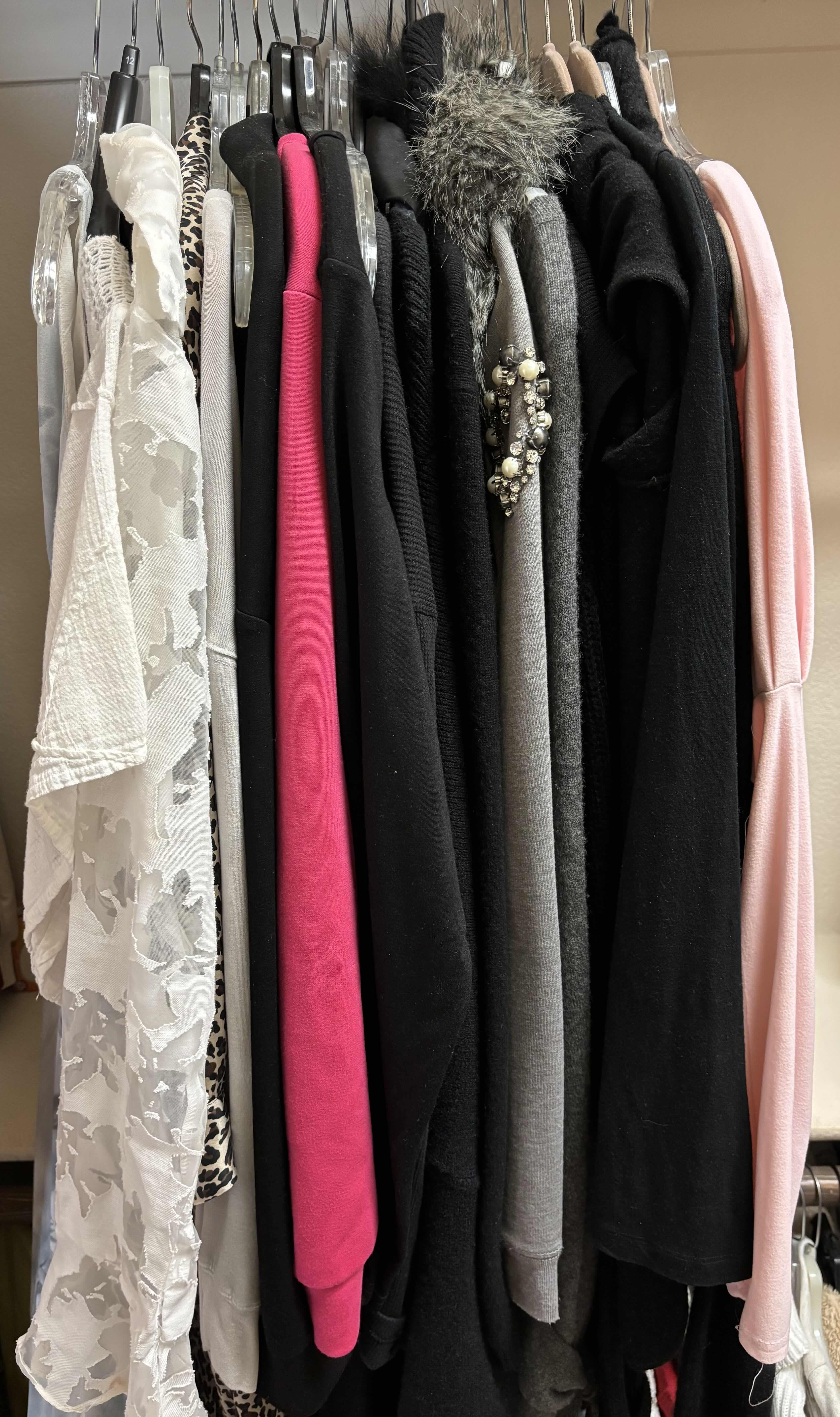 Photo 1 of WOMENS TOPS SIZE M-XL