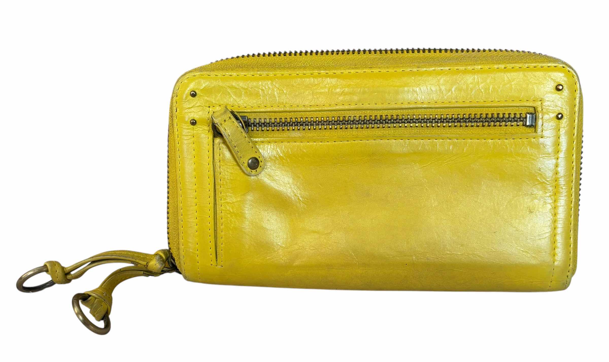 Photo 1 of PERLINA LEATHER WALLET (AUTHENTICITY NOT VERIFIED)
