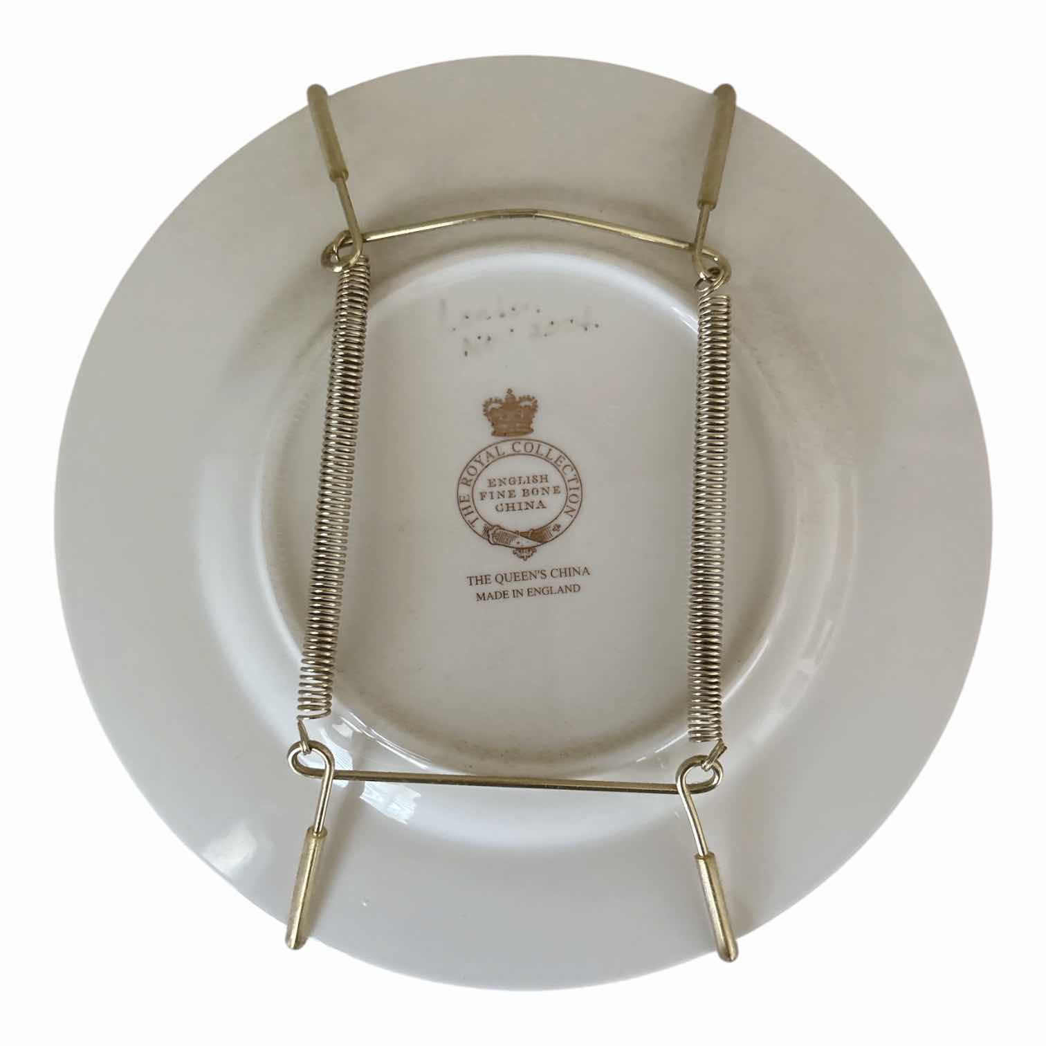 Photo 1 of VINTAGE BUCKINGHAM PALACE PORCELAIN PLATE D6.5”
