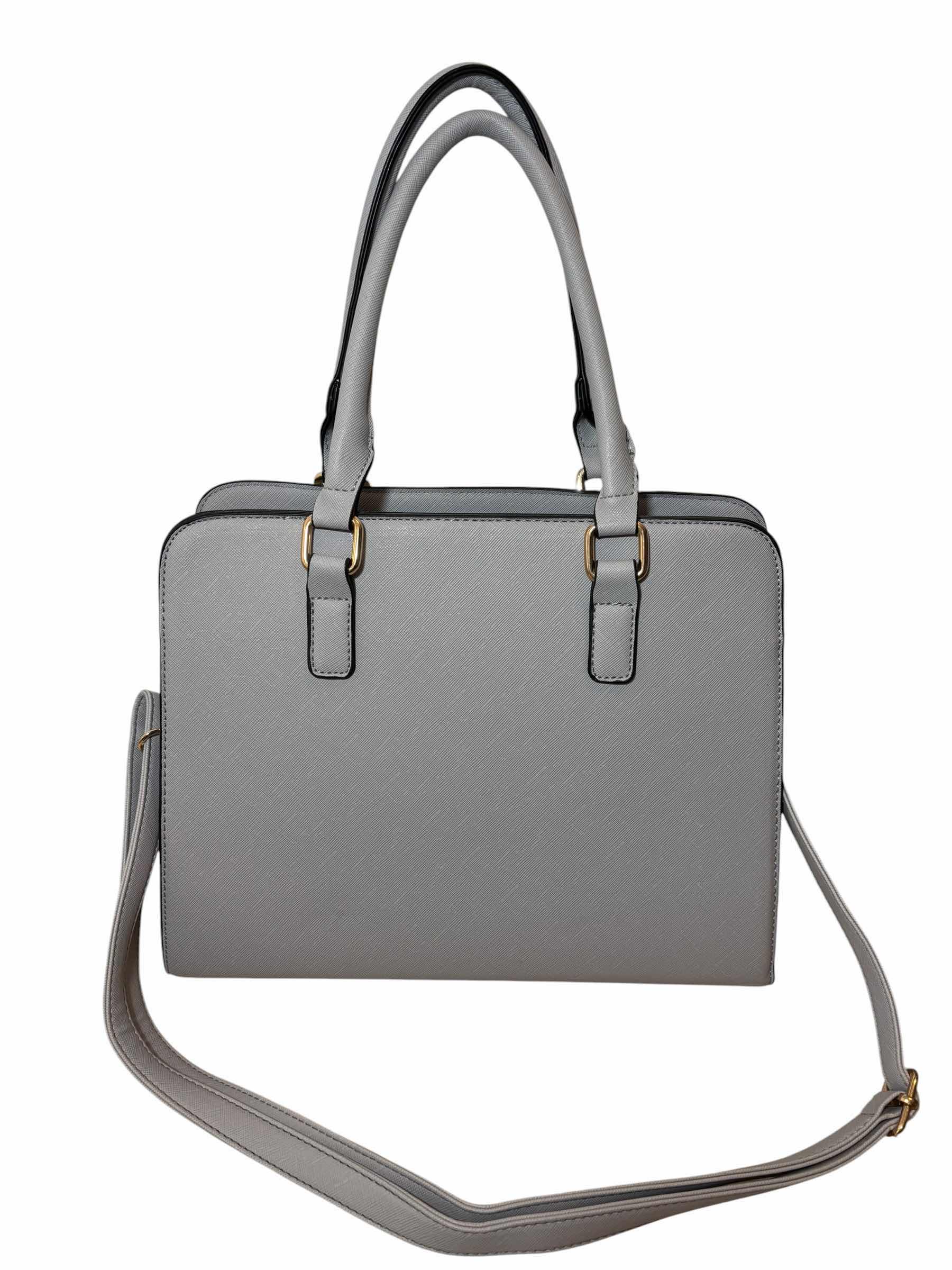 Photo 1 of SOPERWILLTON & UNBRANDED HANDBAGS (2)
