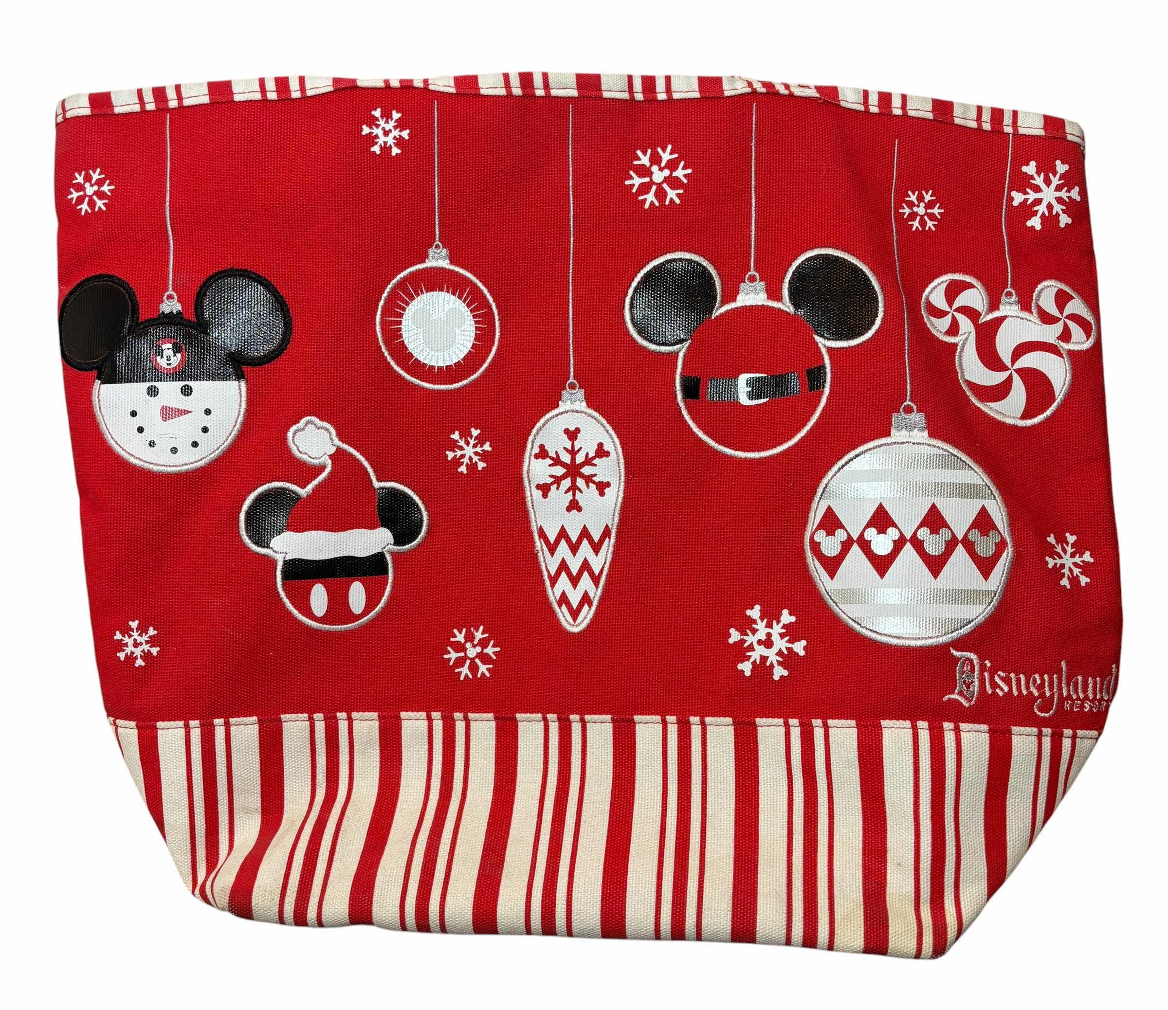 Photo 1 of DISNEYLAND TOTE & AMERICANA QUILTED DUFFLE BAG