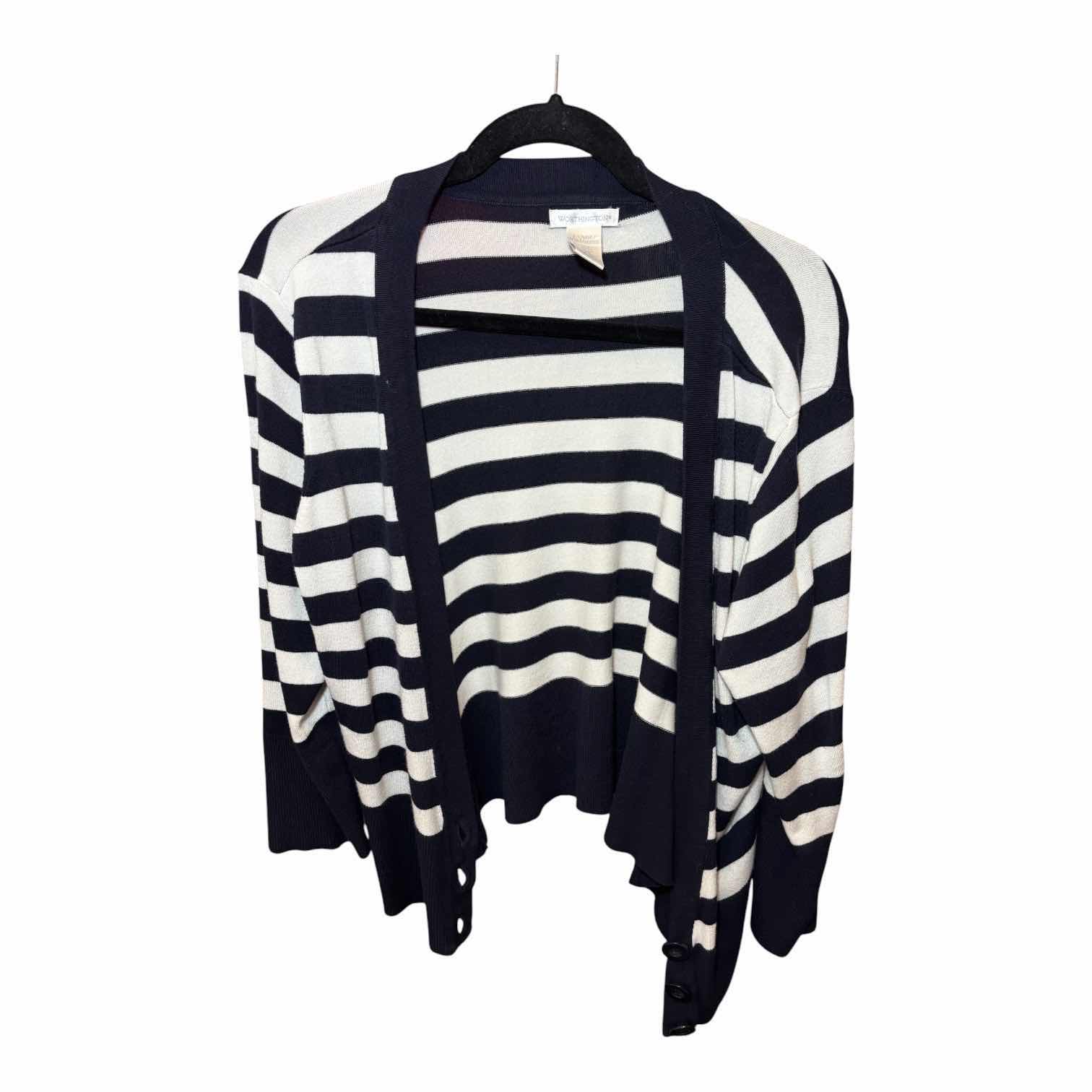 Photo 1 of WOMENS CLOTHES SIZE M - XL