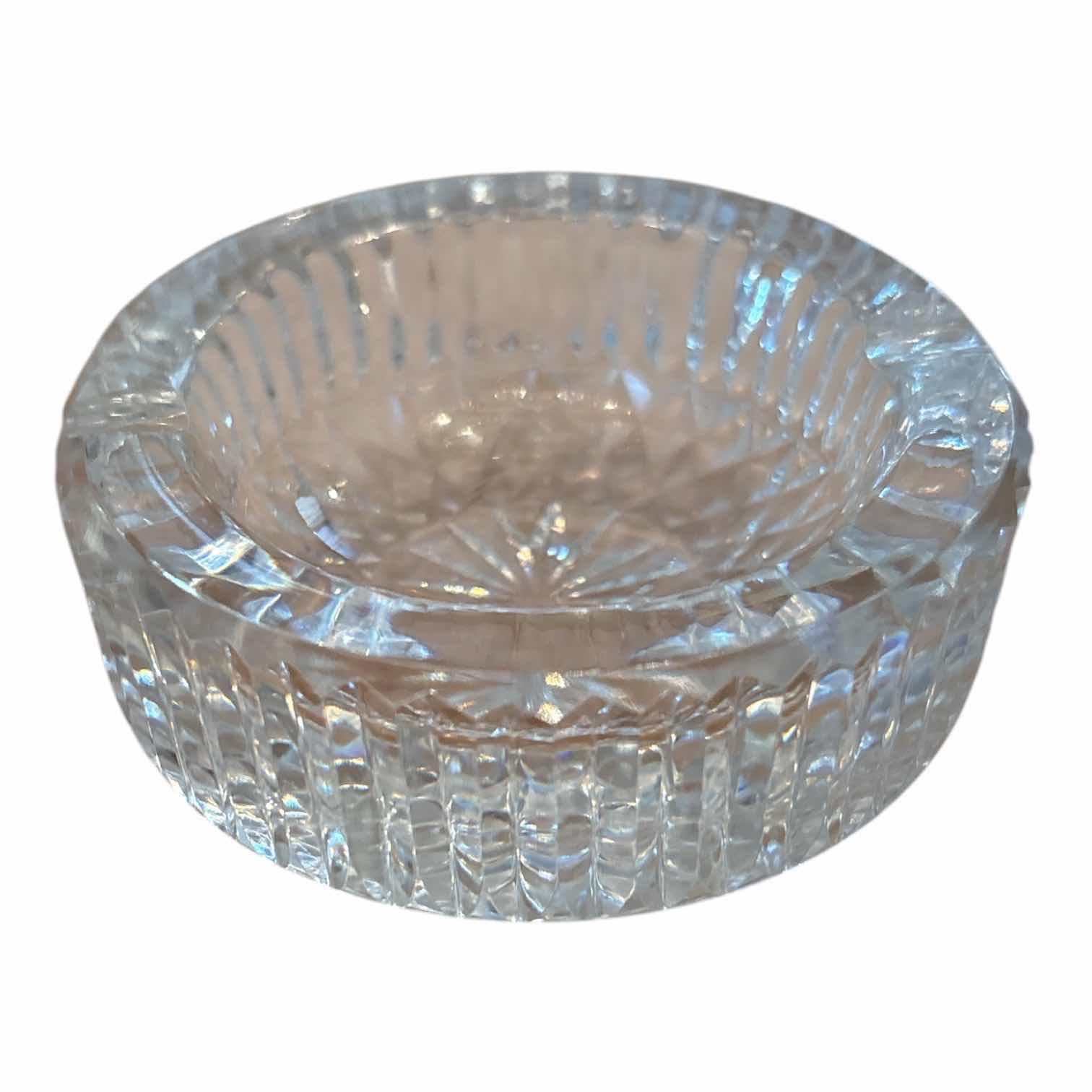 Photo 1 of (4)PCS CRYSTAL AND GLASS DECANTER, SERVING BOWL,AND ASH TRAY H10”