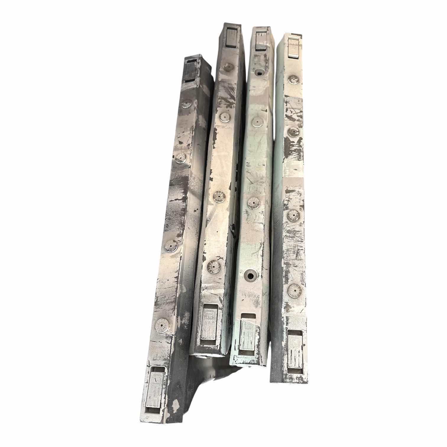 Photo 1 of (4)PCS FOLDABLE SAWHORSE H32.5”