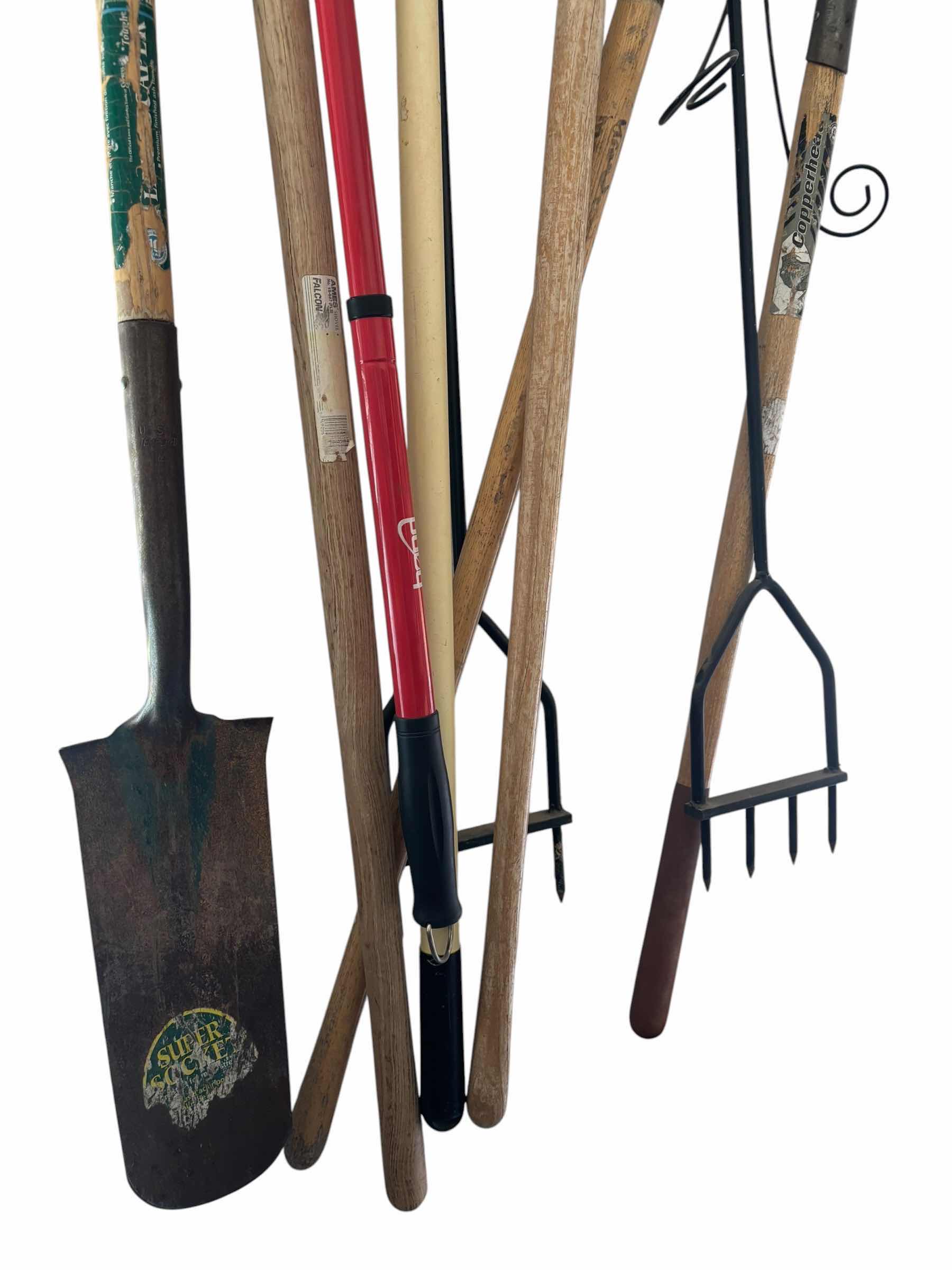 Photo 1 of GARDENING & YARD TOOLS