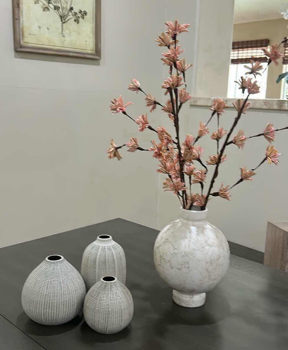 Photo 1 of HOME DECOR (TALLEST VASE H8”)