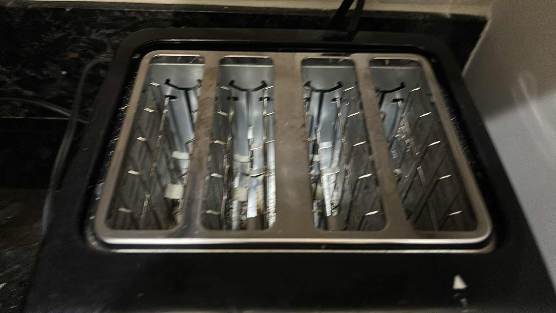 Photo 1 of CUISINART CPT 142 PLASTIC TOASTER