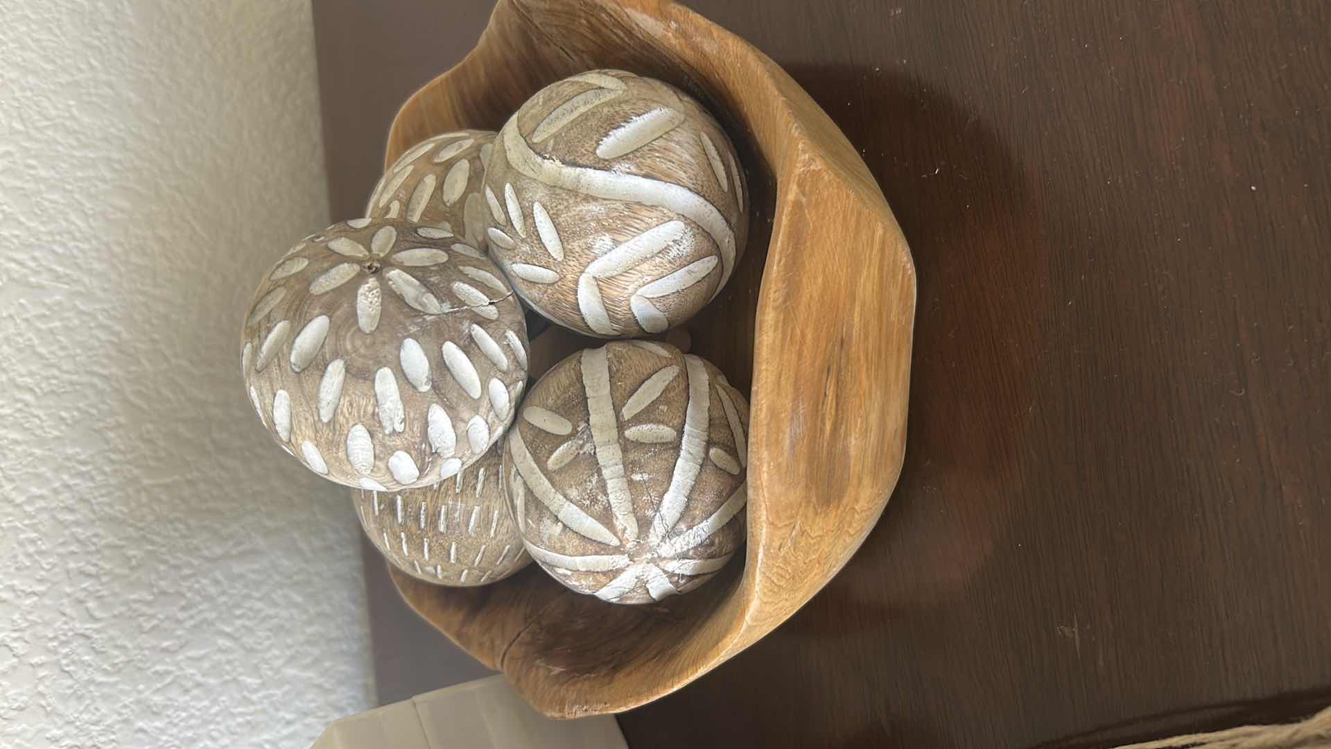 Photo 1 of MANGO WOOD GARLAND ALABASTER BOX & WOOD BOWL