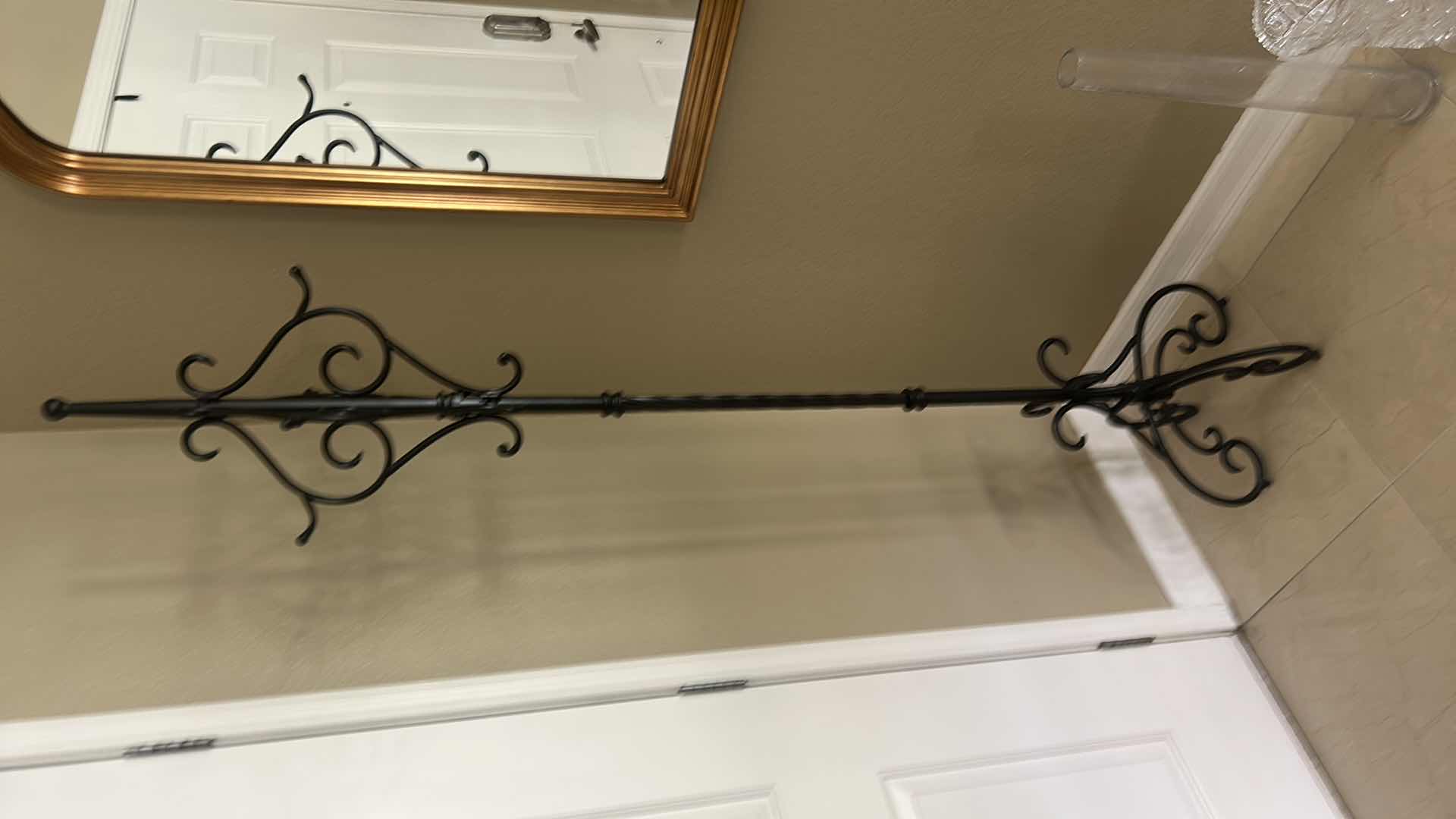 Photo 1 of ARTERAMEFERRO WROUGHT IRON COAT STAND W SCROLLWORK HOOKS H 75"
