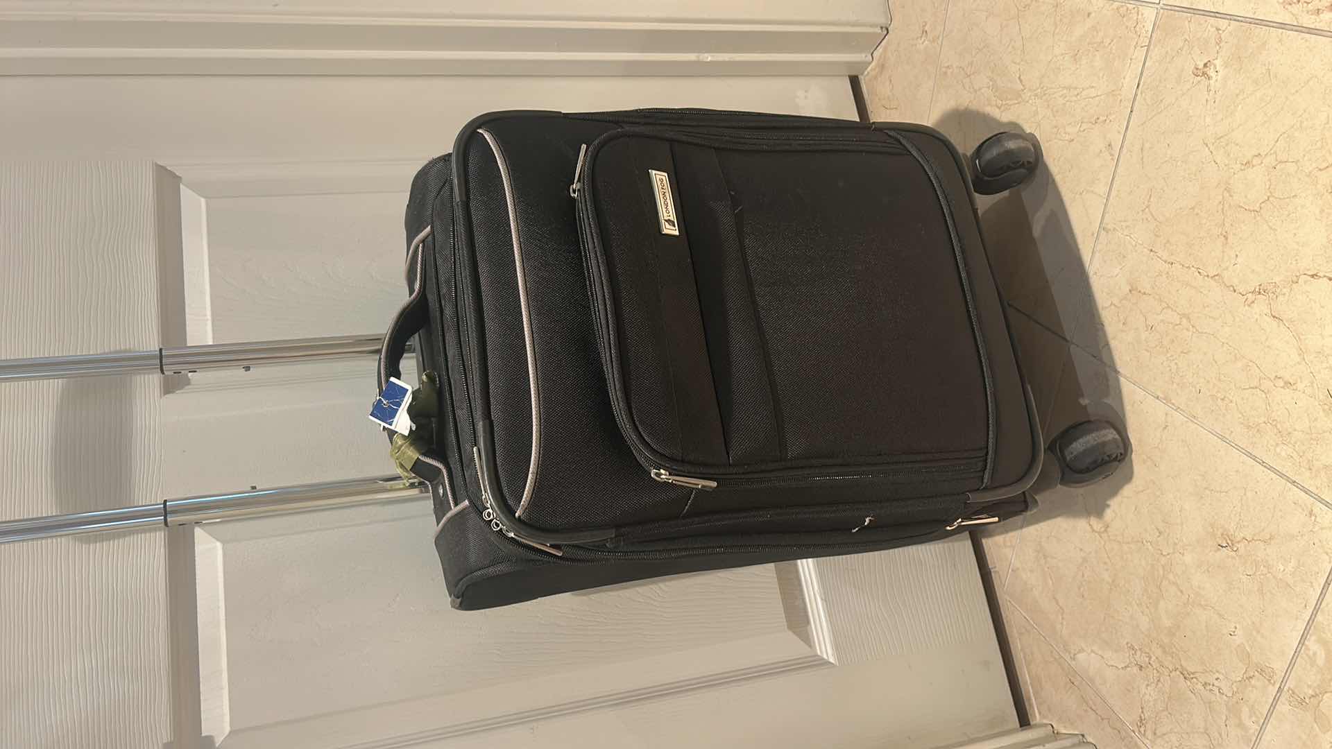 Photo 1 of LONDON FOG LUGGAGE