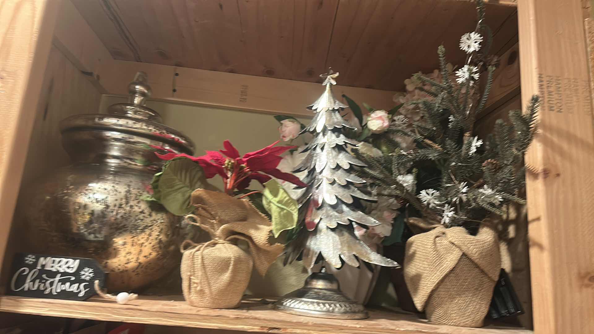 Photo 1 of CHRISTMAS DECOR CHRISTMAS TREE H4.5 FEET