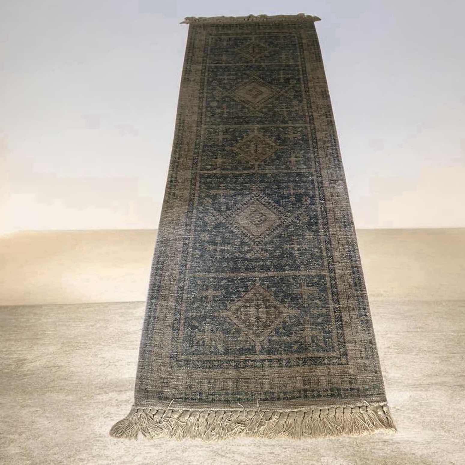 Photo 1 of THRESHOLD RUNNER w FRINGE 87" X 27"