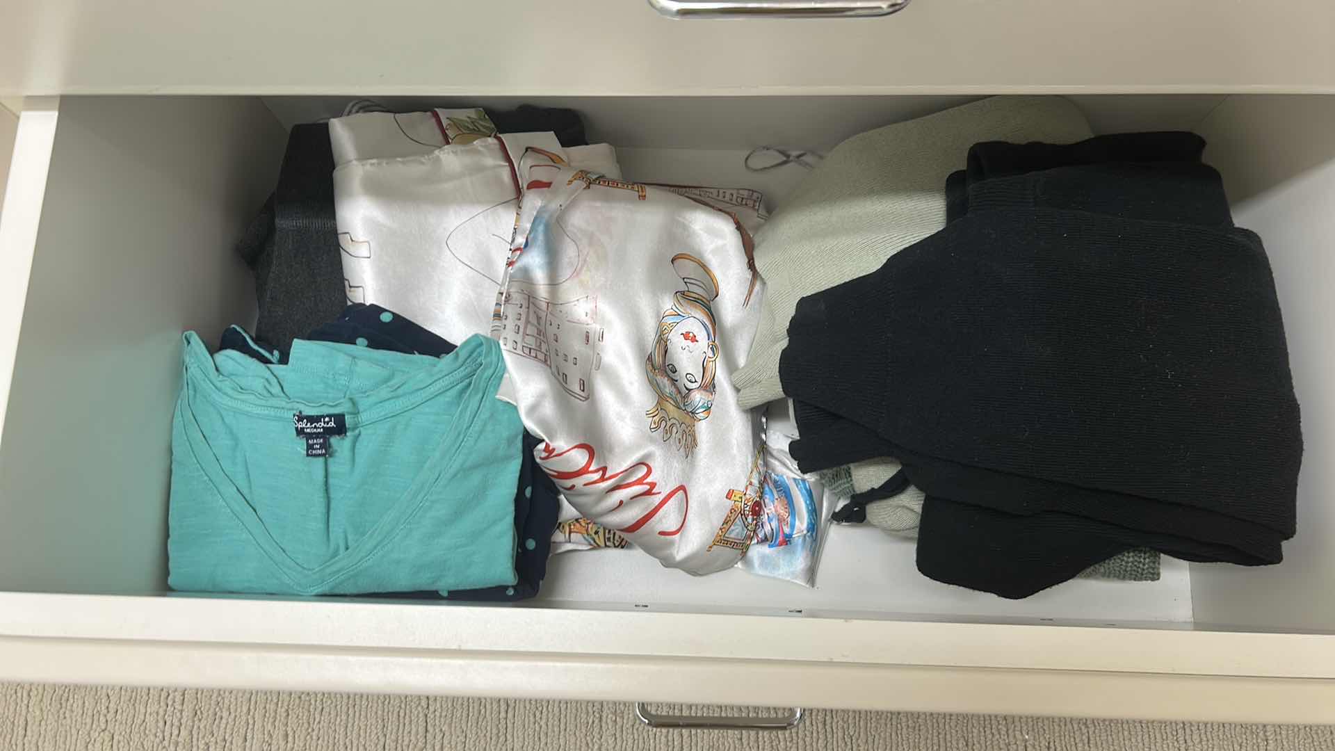 Photo 1 of 7- TOPS CHICO CK SIZE MED & 2 DRAWERS
