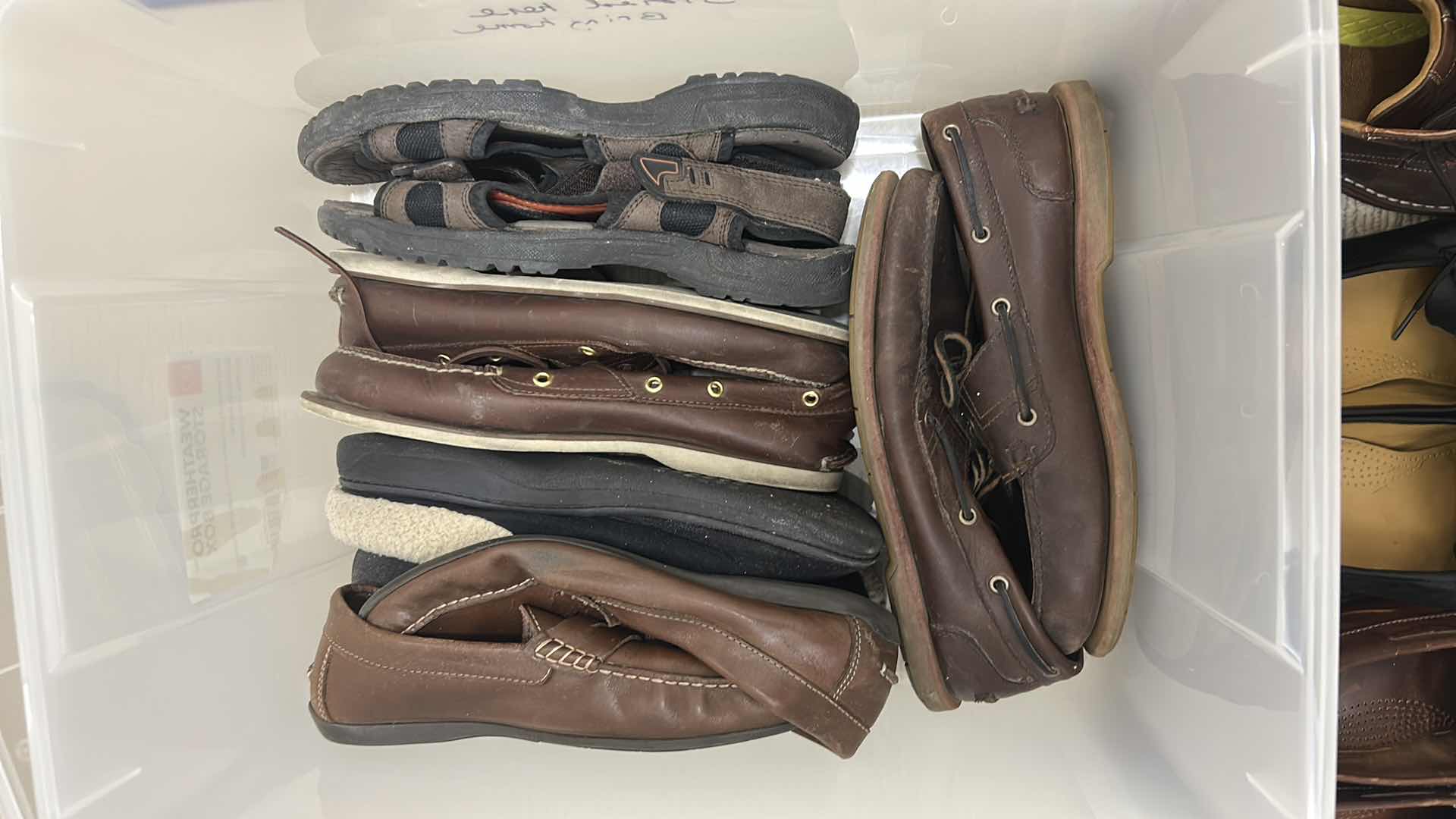 Photo 1 of CONTENTS OF TOTE SIZE 11 ASSORTED MENS SHOES