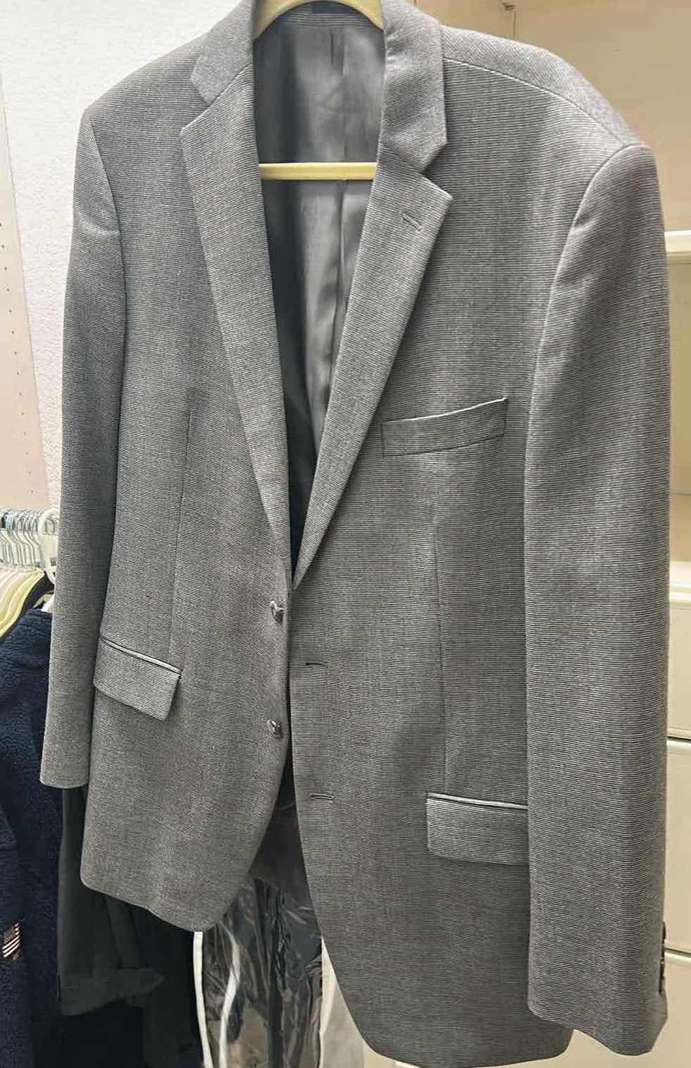 Photo 1 of 2- SUIT JACKETS CALVIN KLEIN TAYLORBYRD SIZE 42