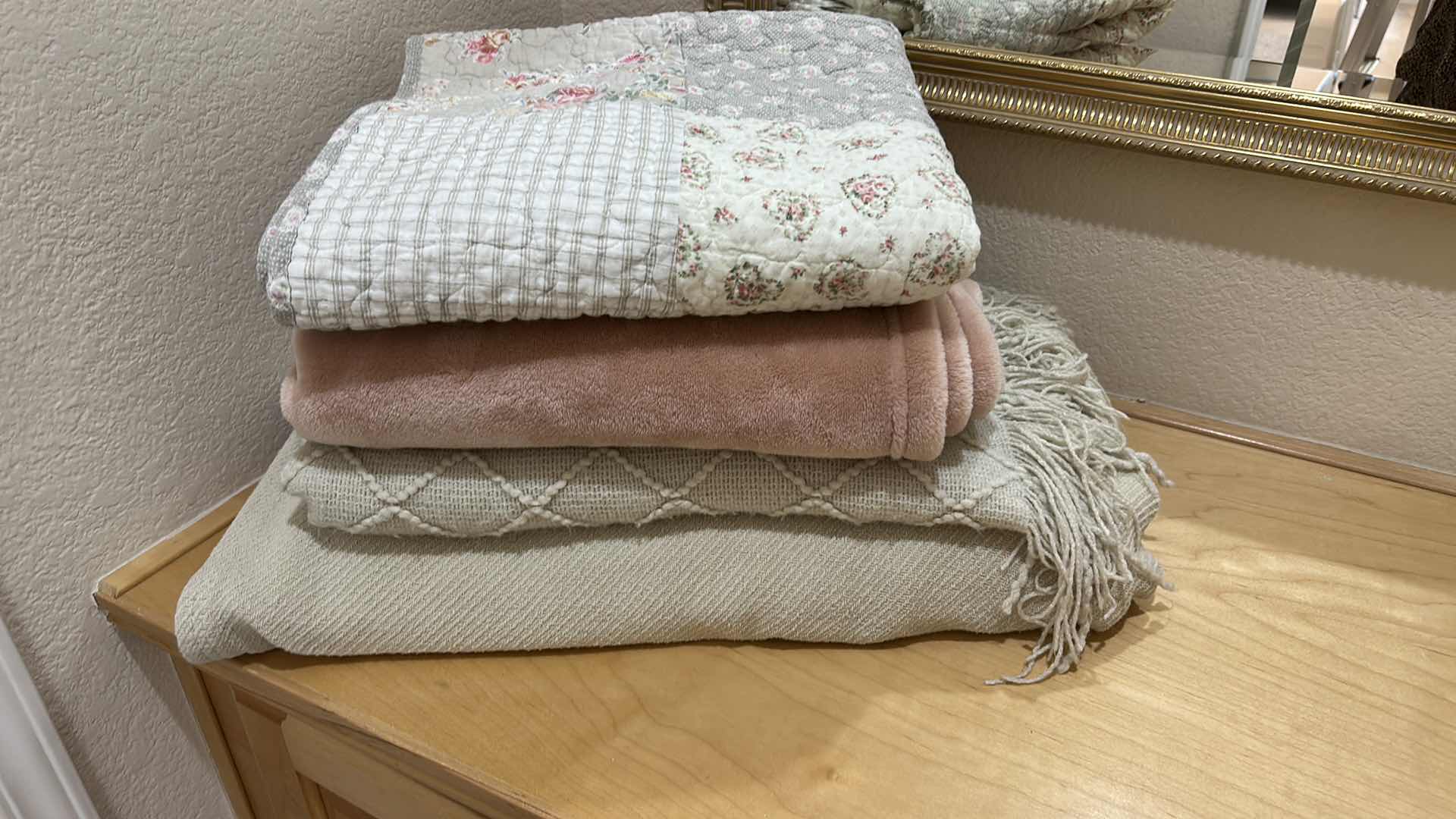 Photo 1 of COMFORTER AND BLANKETS