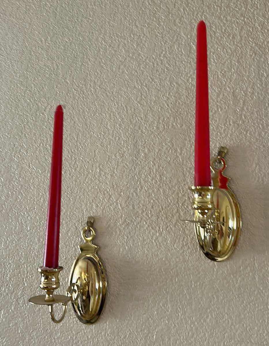Photo 1 of 2- BRASS DESIGN CANDLE SCONCES H6.25”
