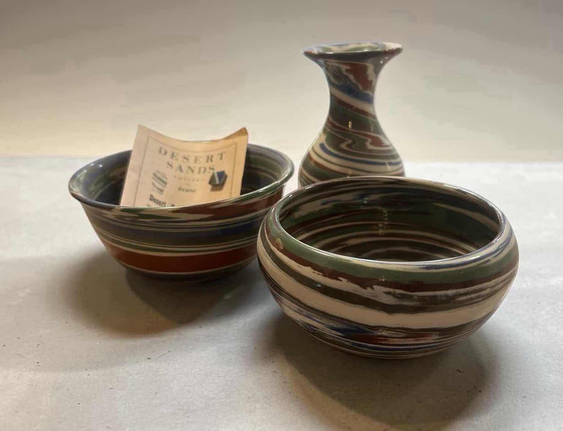 Photo 1 of DESERT SANDS POTTERY MULTI PC SET