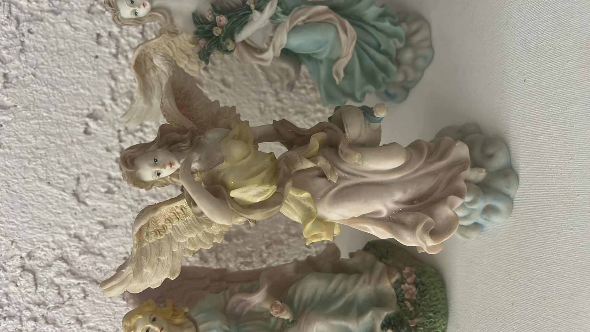 Photo 1 of 4- RESIN ANGEL FIGURINES H8.5”