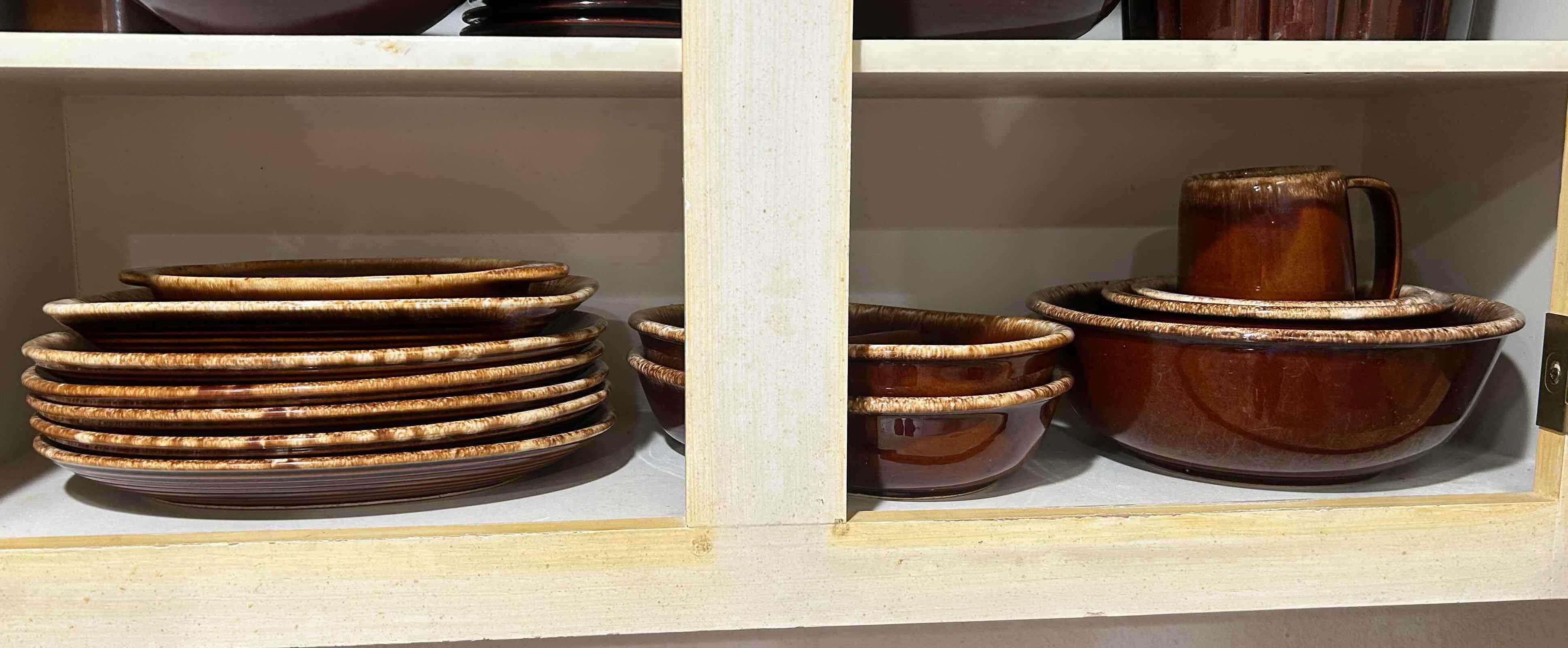 Photo 1 of CONTENTS OF SHELF HULL BROWN DRIP SERVEWARE