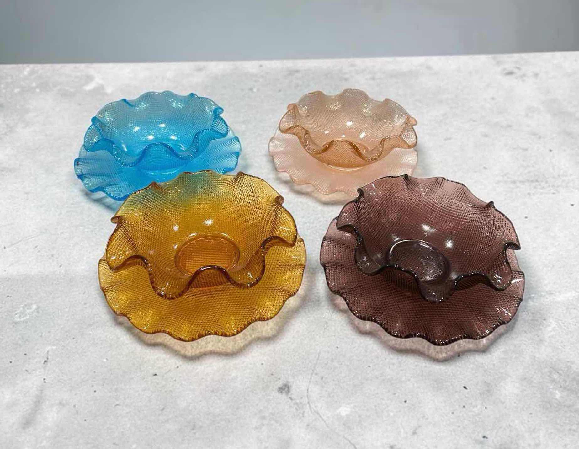 Photo 1 of VINTAGE ITALIAN COLONY WAFFLE PATTERN PRESSED GLASS DESSERT BOWLS MATCHING PLATES (7)