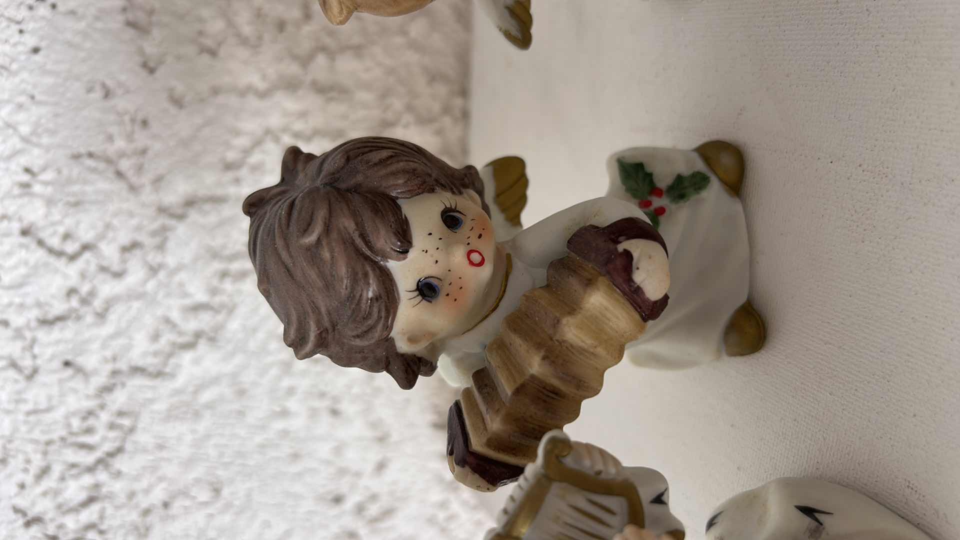 Photo 1 of 5 - CERAMIC ANGEL FIGURINES H4”