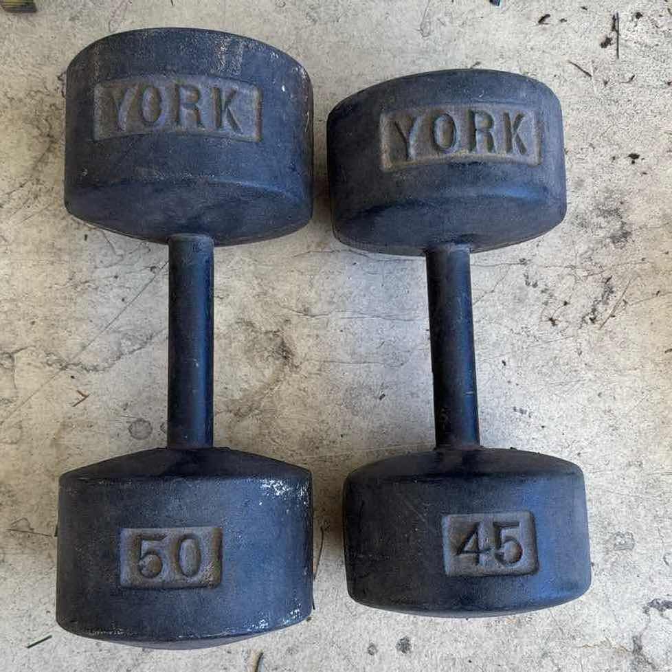 Photo 1 of 2 YORK IRON ROUNDHEAD DUMBBELLS 45/50 LB