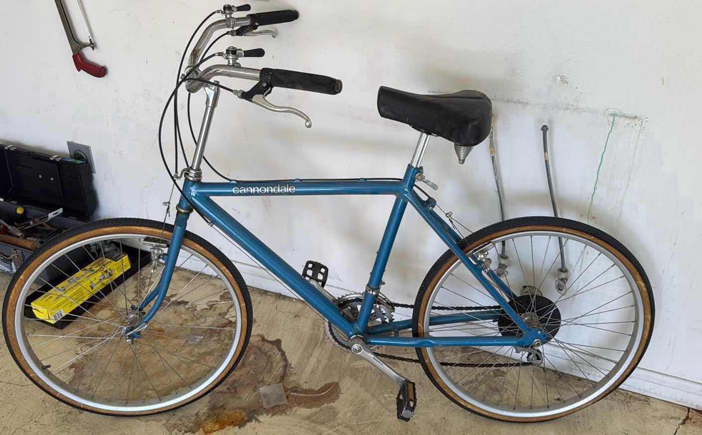 Photo 1 of VINTAGE CANNONDALE BIKE 23” RIMS
