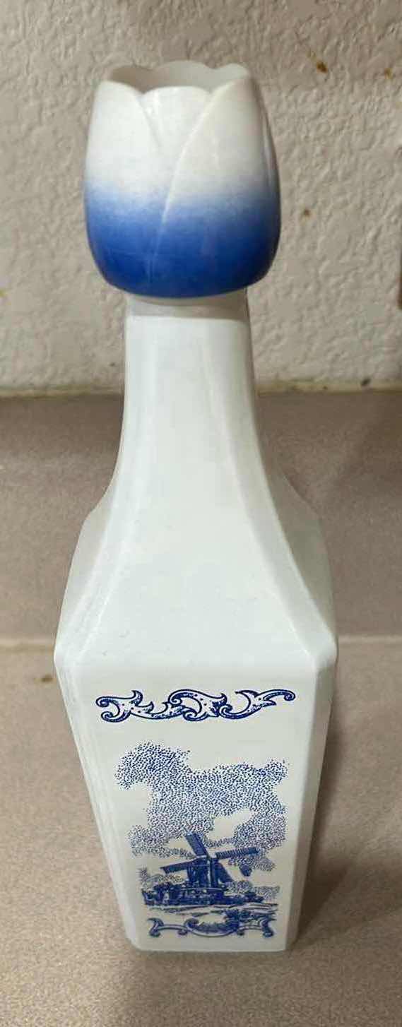 Photo 1 of VINTAGE HOLLAND BOTTLE 4 SHOT GLASSES