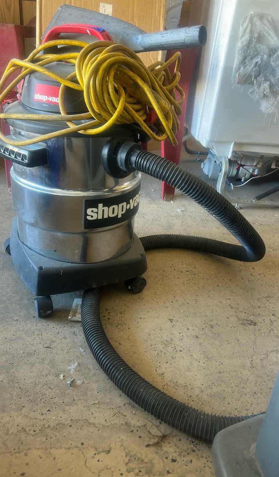 View 2 of 6 GALLON SHOP VAC