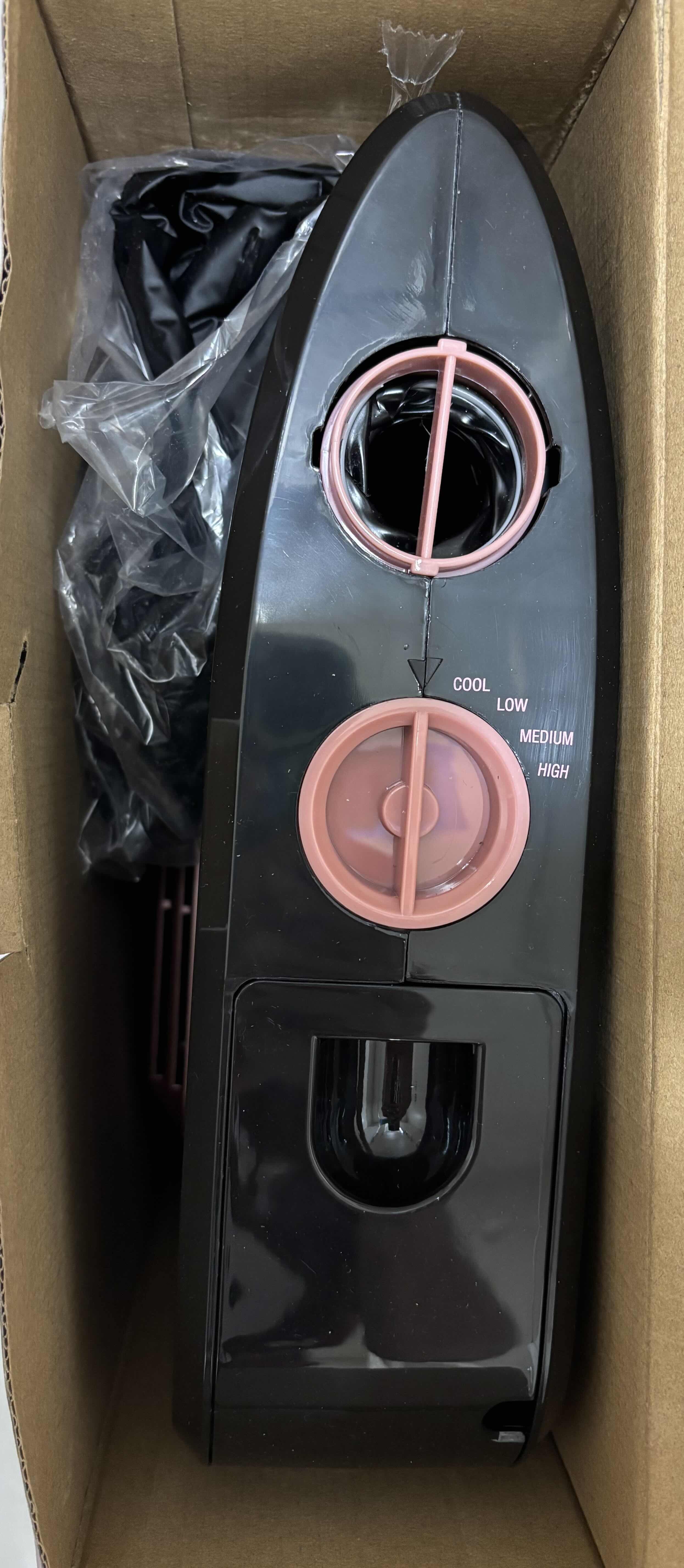 Photo 1 of GOLD N HOT SOFT BONNET DRYER $125