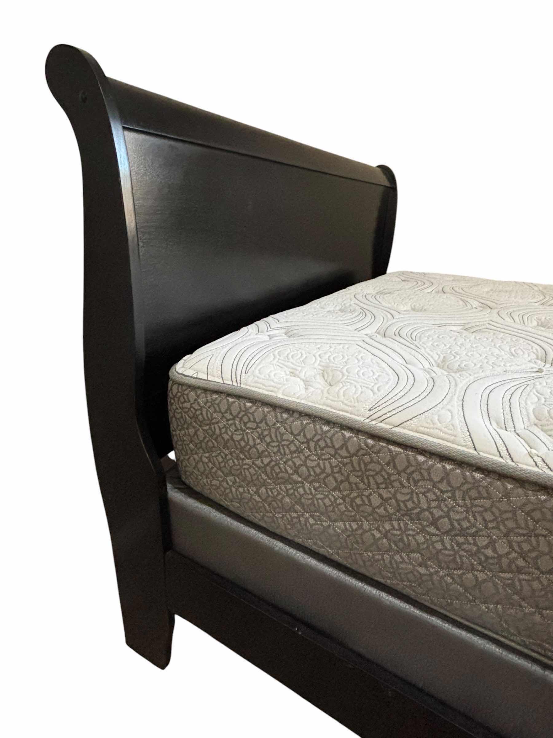Photo 1 of COASTER FINE FURNITURE QUEEN SIZE SLEIGH BED WITH MATTRESS $899