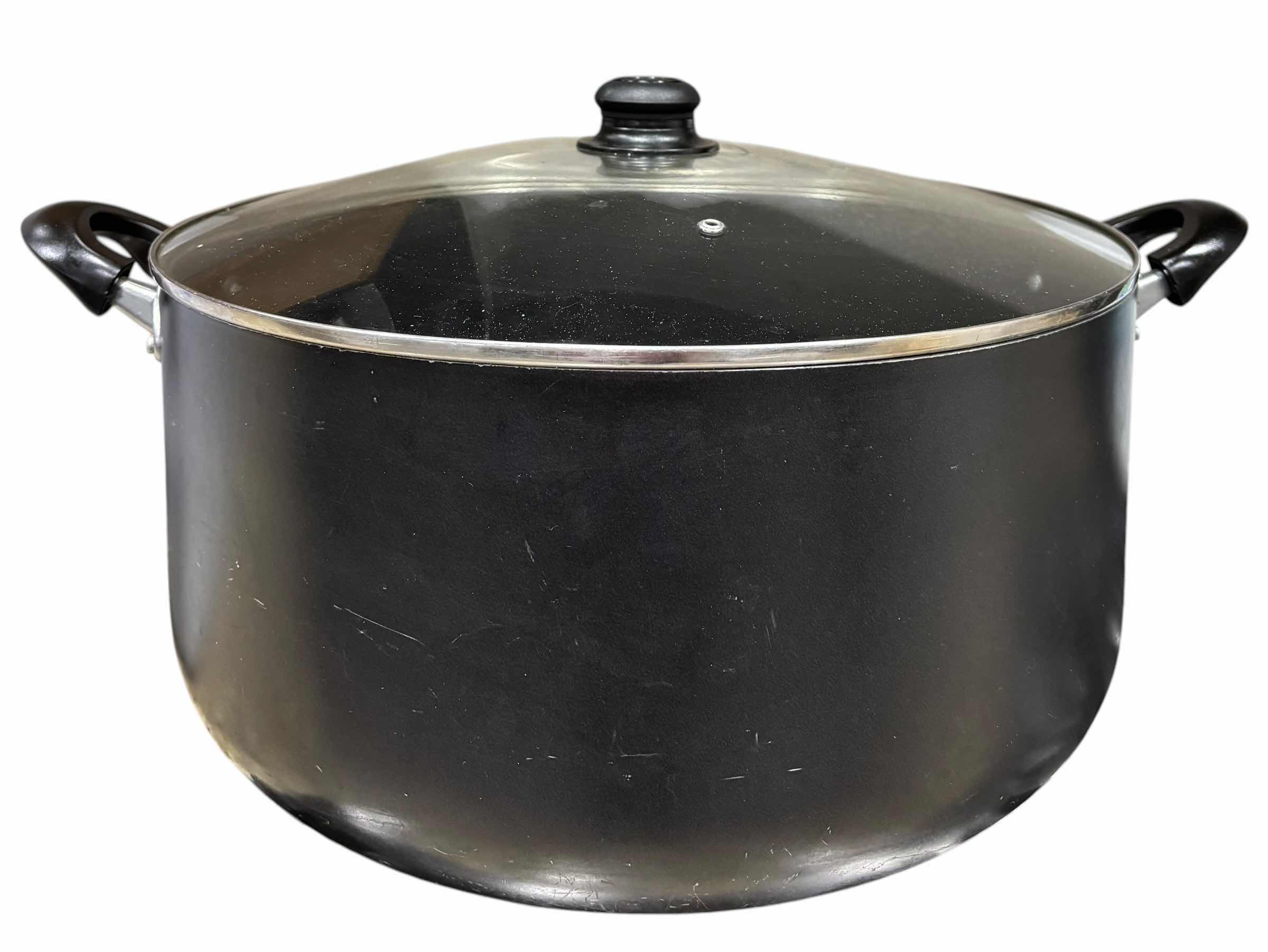 Photo 1 of VERY LARGE COOKING POT WITH LID 16”D