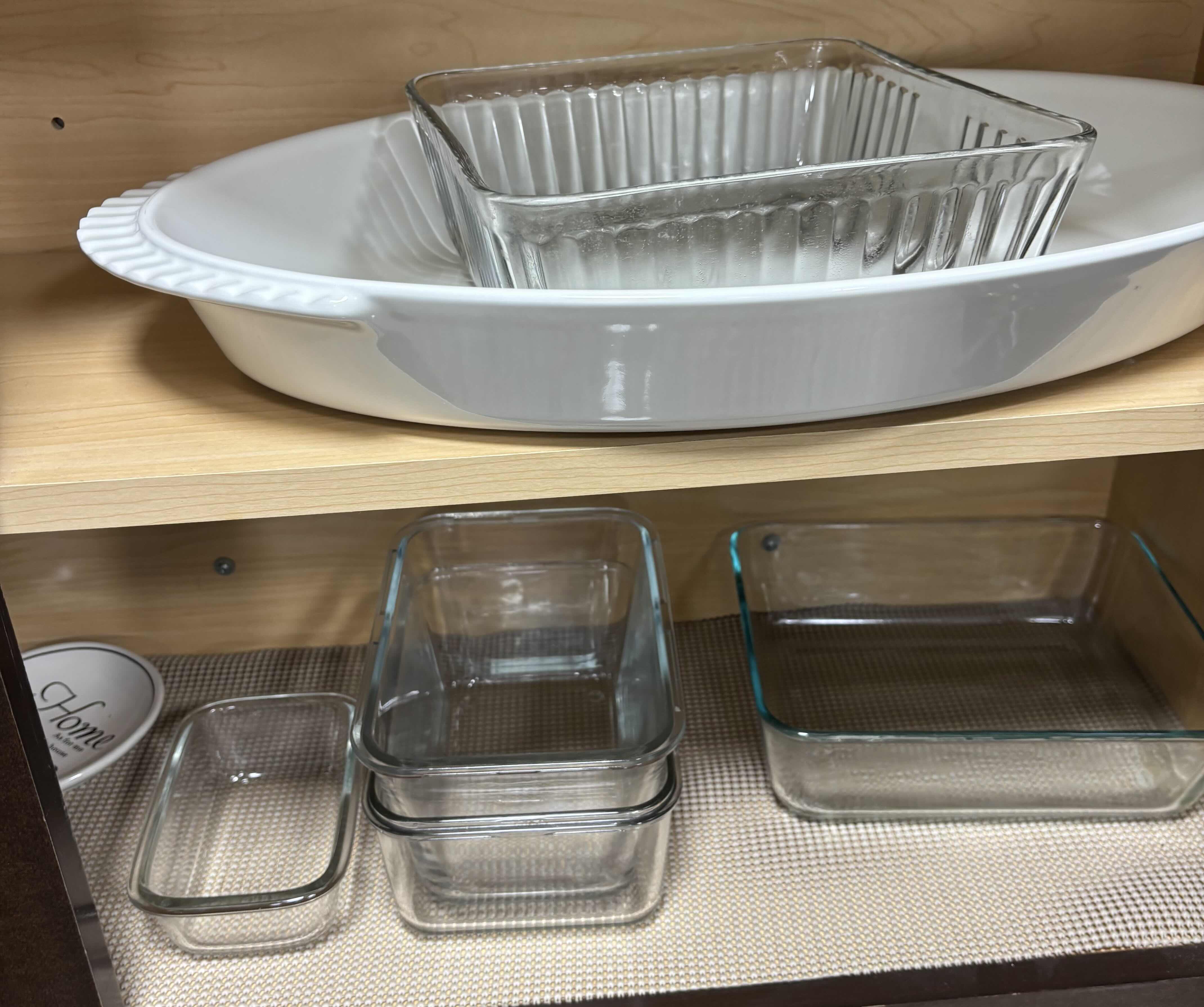 Photo 1 of CONTENTS OF KITCHEN CABINET