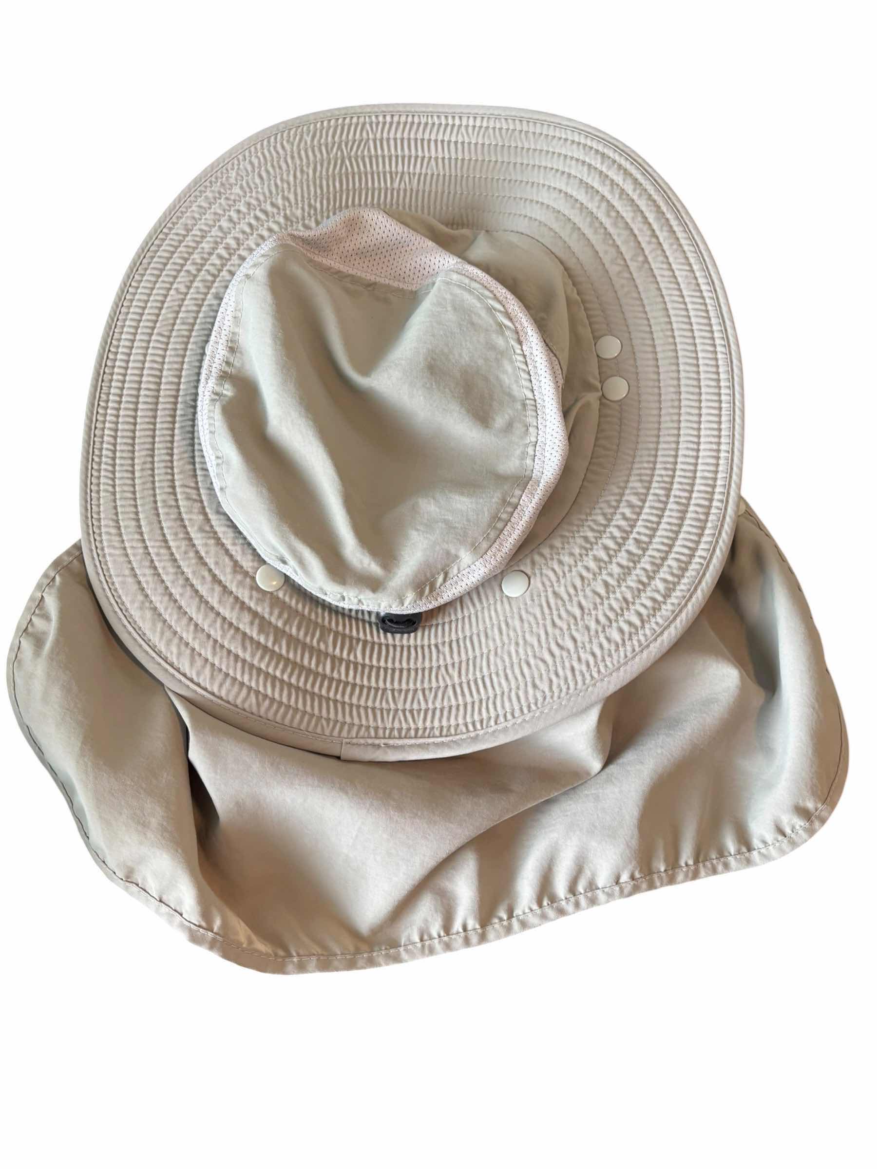 View 4 of THREE MEN’S HATS SIZE MEDIUM