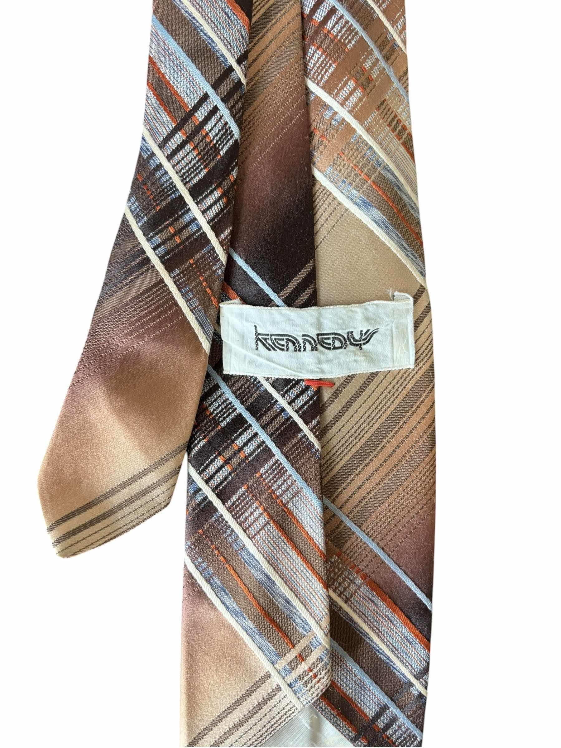 View 4 of MEN’S TIES WITH MATCHING HANDKERCHIEFS