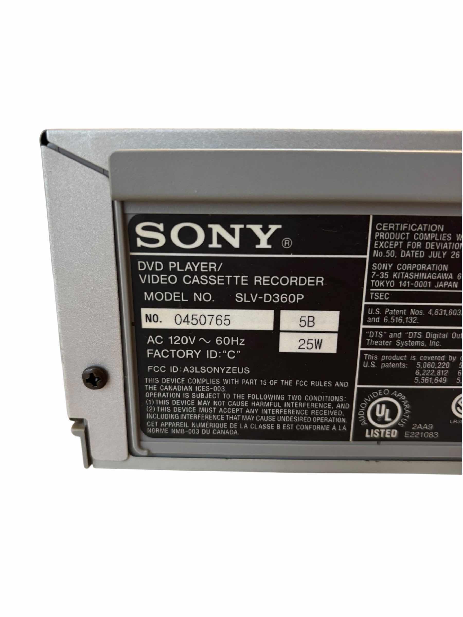 View 3 of SONY DVD/VHS COMBO PLAYER, NO REMOTE