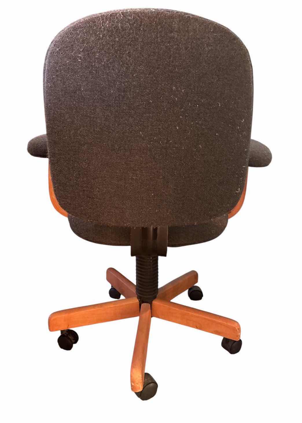 View 2 of GRAY FABRIC UPHOLSTERED SWIVEL OFFICE CHAIR WITH WOOD BASE & ARMRESTS SEAT H17.5” $75