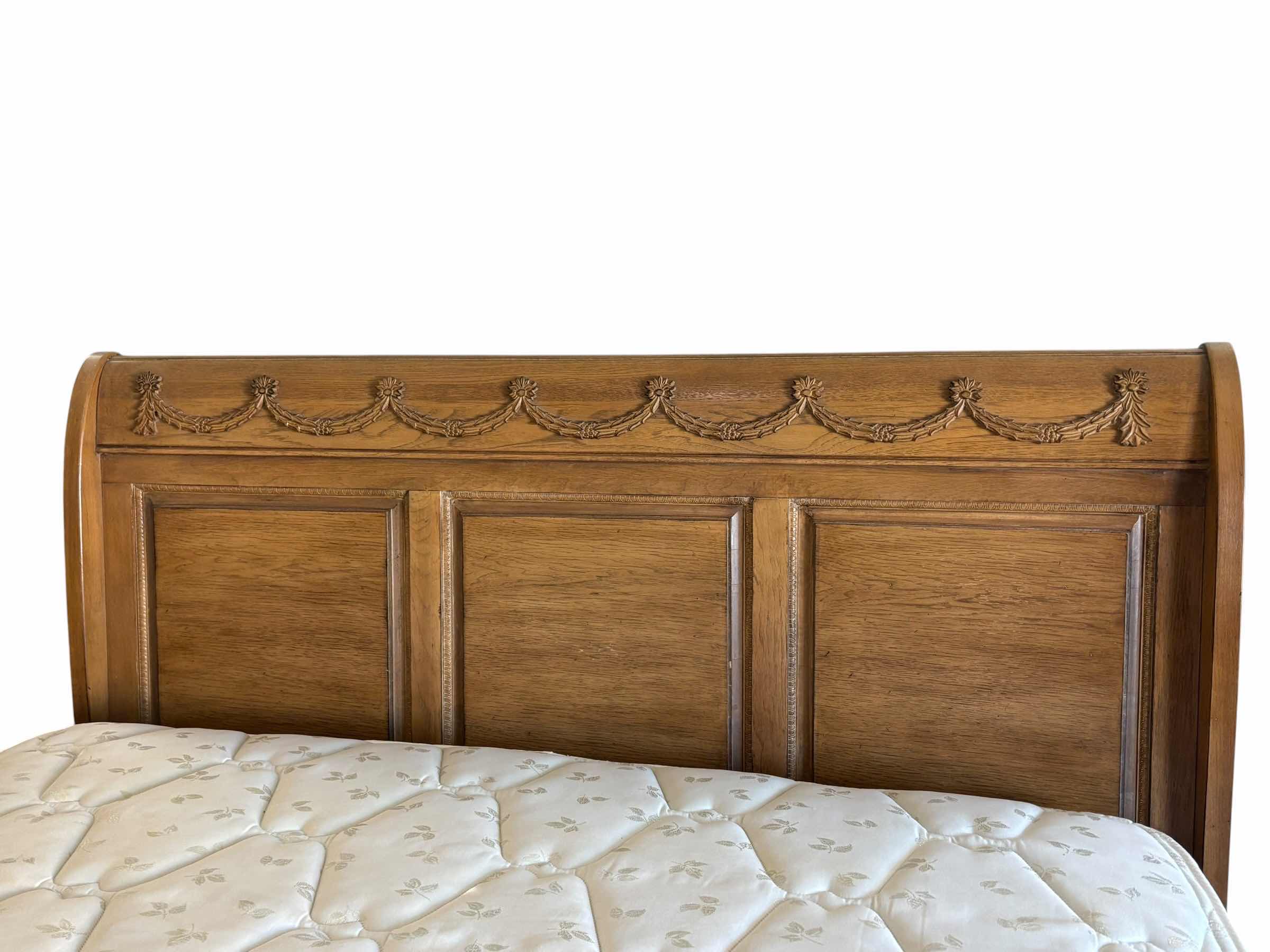 View 3 of LEXINGTON OAK QUEEN SLEIGH BED FRAME W MATTRESS