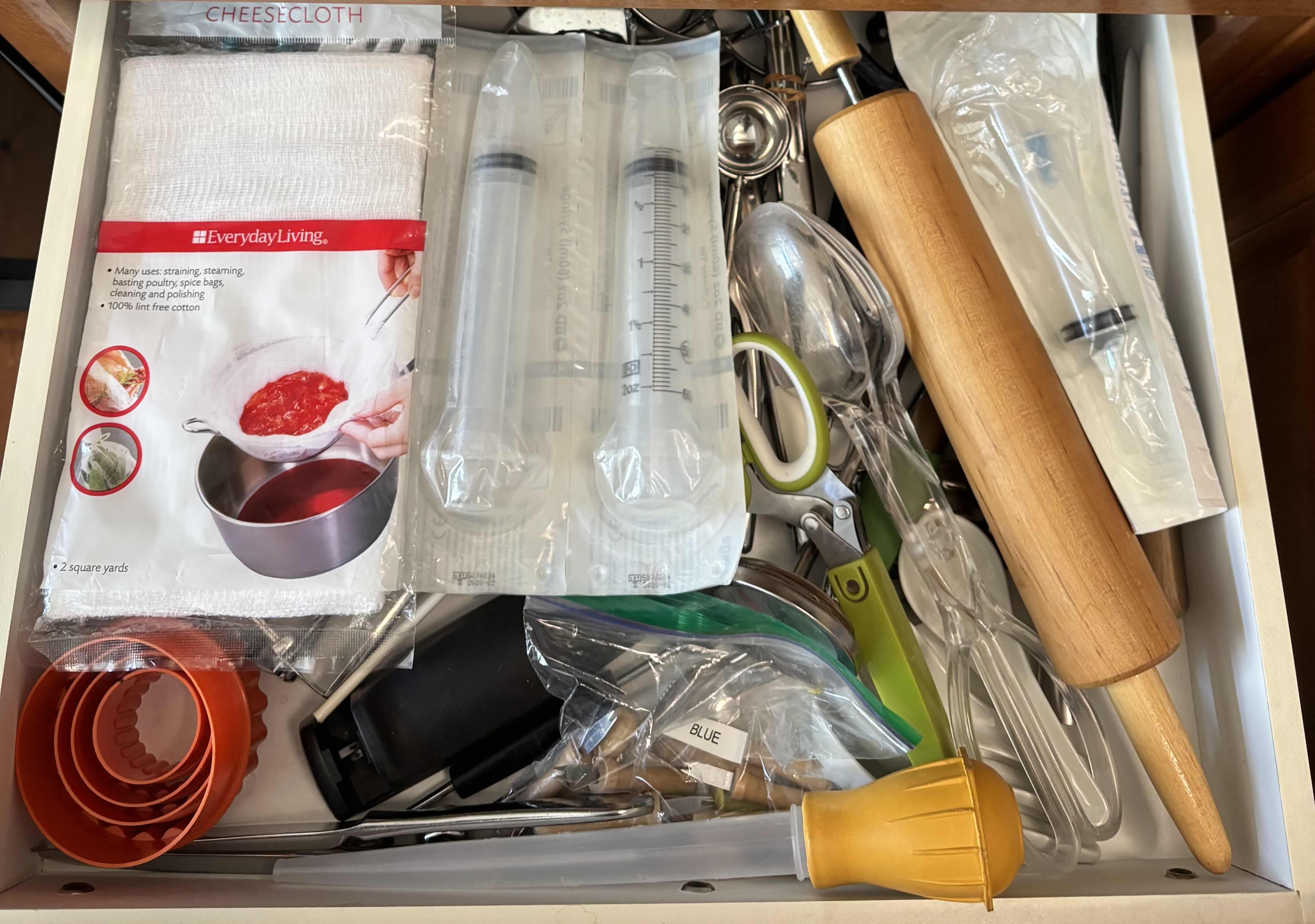 Photo 1 of CONTENTS OF KITCHEN DRAWERS (2)- UTENSILS & KITCHEN ACCESSORIES