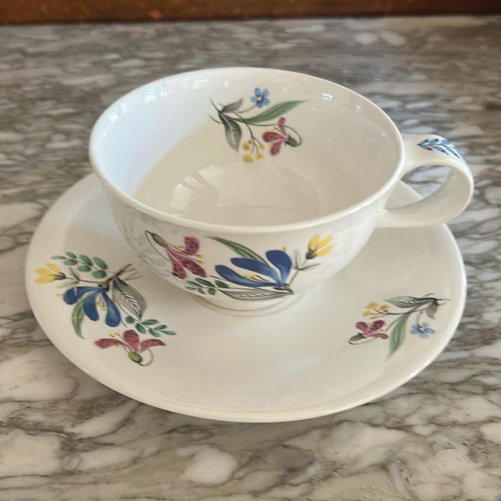 Photo 1 of 5- VINTAGE 1950 EVA ZEISEL HALLCRAFT TEA SET "BOUQUET" PATTERN