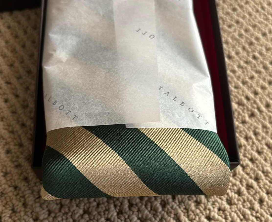 Photo 1 of NIB ROBERT TALBOTT MENS TIE $195