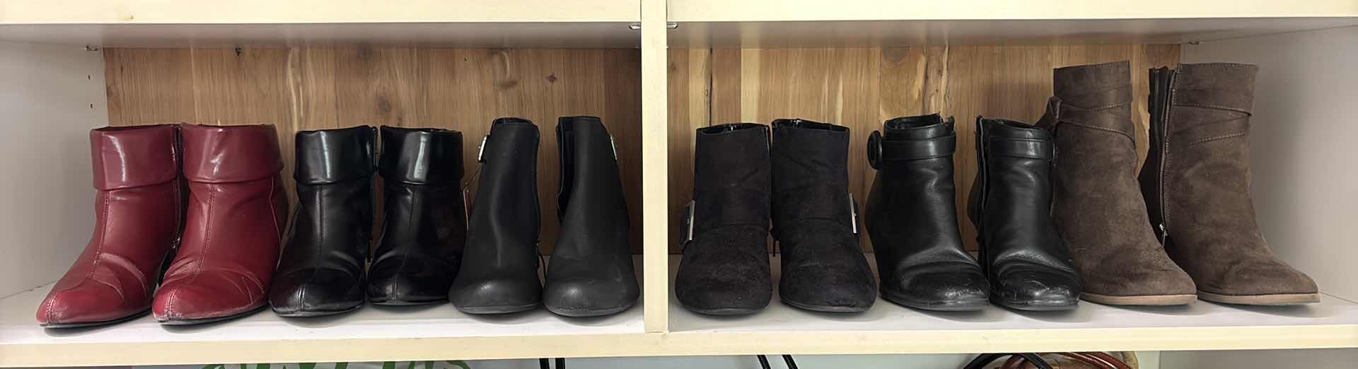 Photo 1 of WOMENS BOOTIES SIZE 8