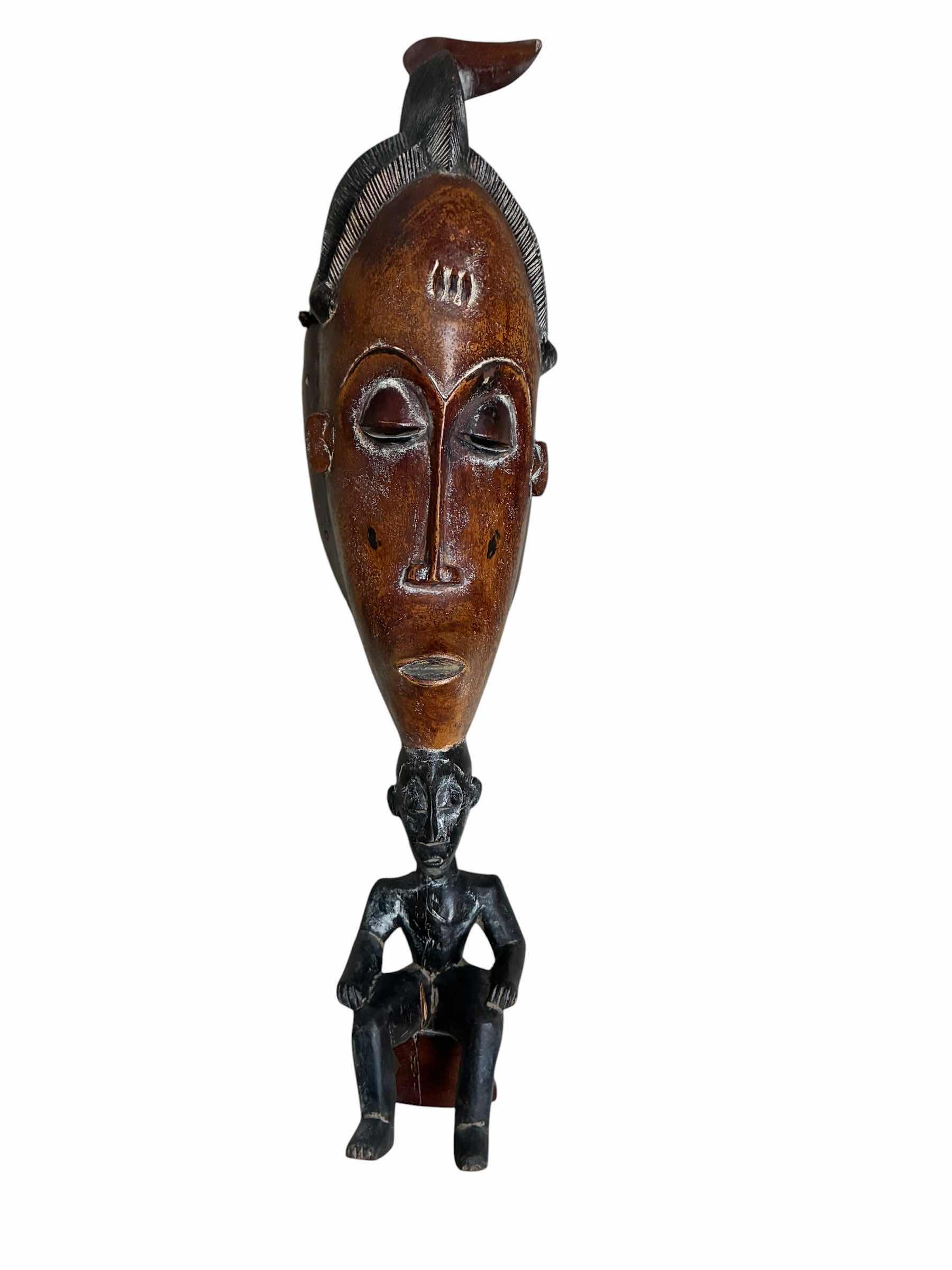 Photo 1 of HAND CARVED WOOD AFRICAN GURO MASK W SITTING FIGURE ARTWORK 6“ X 5“ H25“